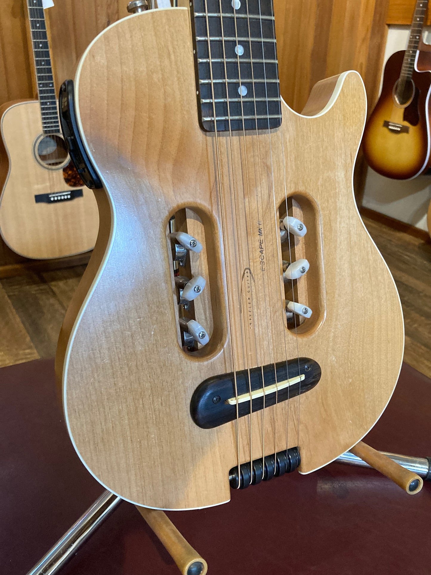 Traveler Escape Mark II Acoustic/Electric w/Case & Gig Bag (Used)