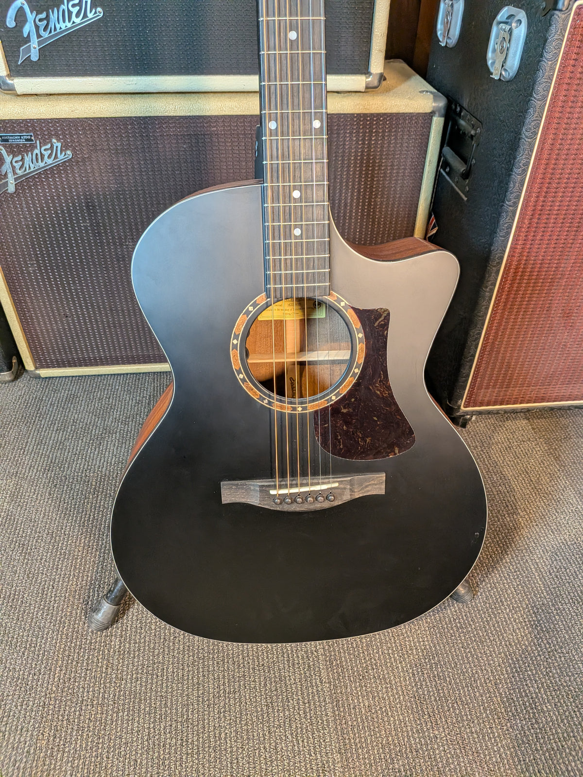 Eastman AC122-2CE Grand Auditorium Acoustic/Electrc Guitar w/Gig Bag - Satin Black (B-Stock Serial #M2238351)