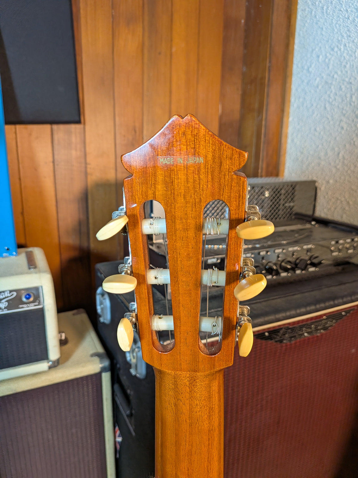 Yamaha G-100A Classical Guitar w/Case (1970's)