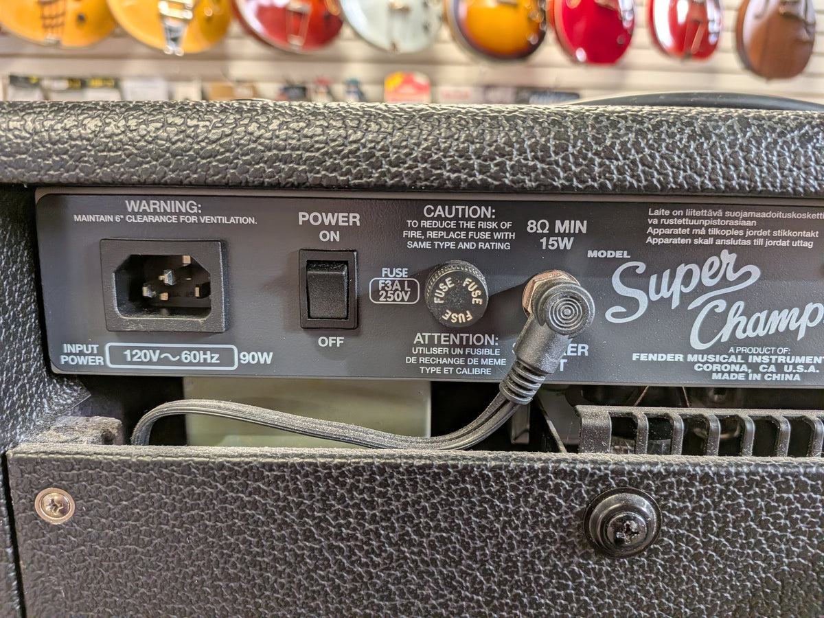 Fender Super Champ XD 1x10" 15w Guitar Combo Amplifier (2009)