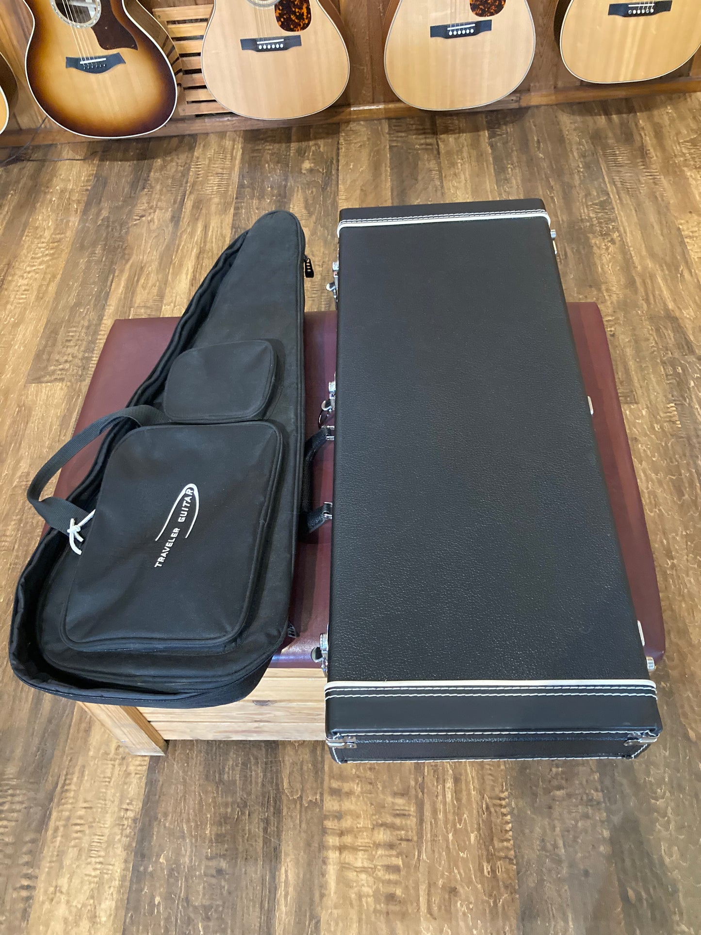 Traveler Escape Mark II Acoustic/Electric w/Case & Gig Bag (Used)