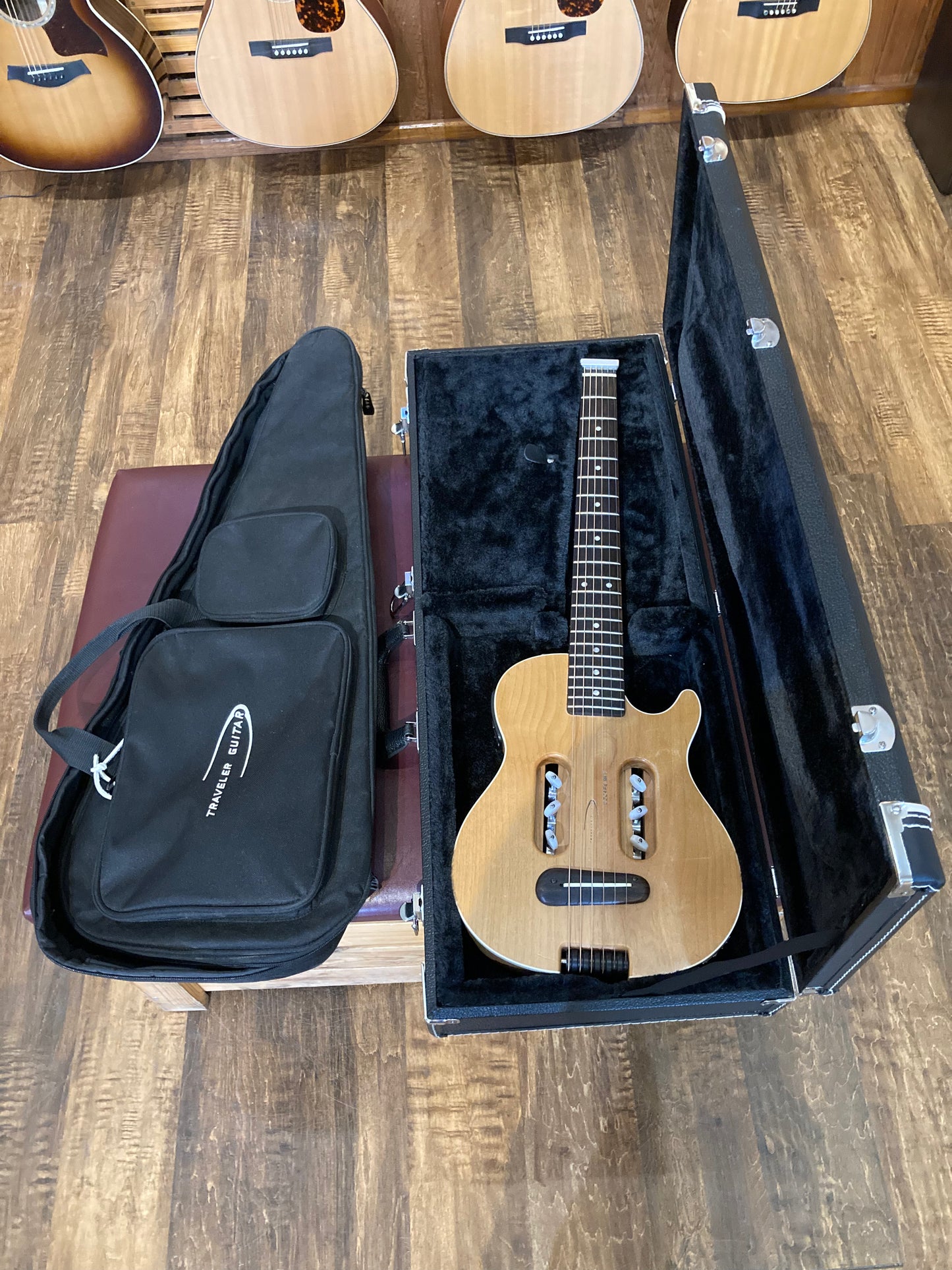 Traveler Escape Mark II Acoustic/Electric w/Case & Gig Bag (Used)