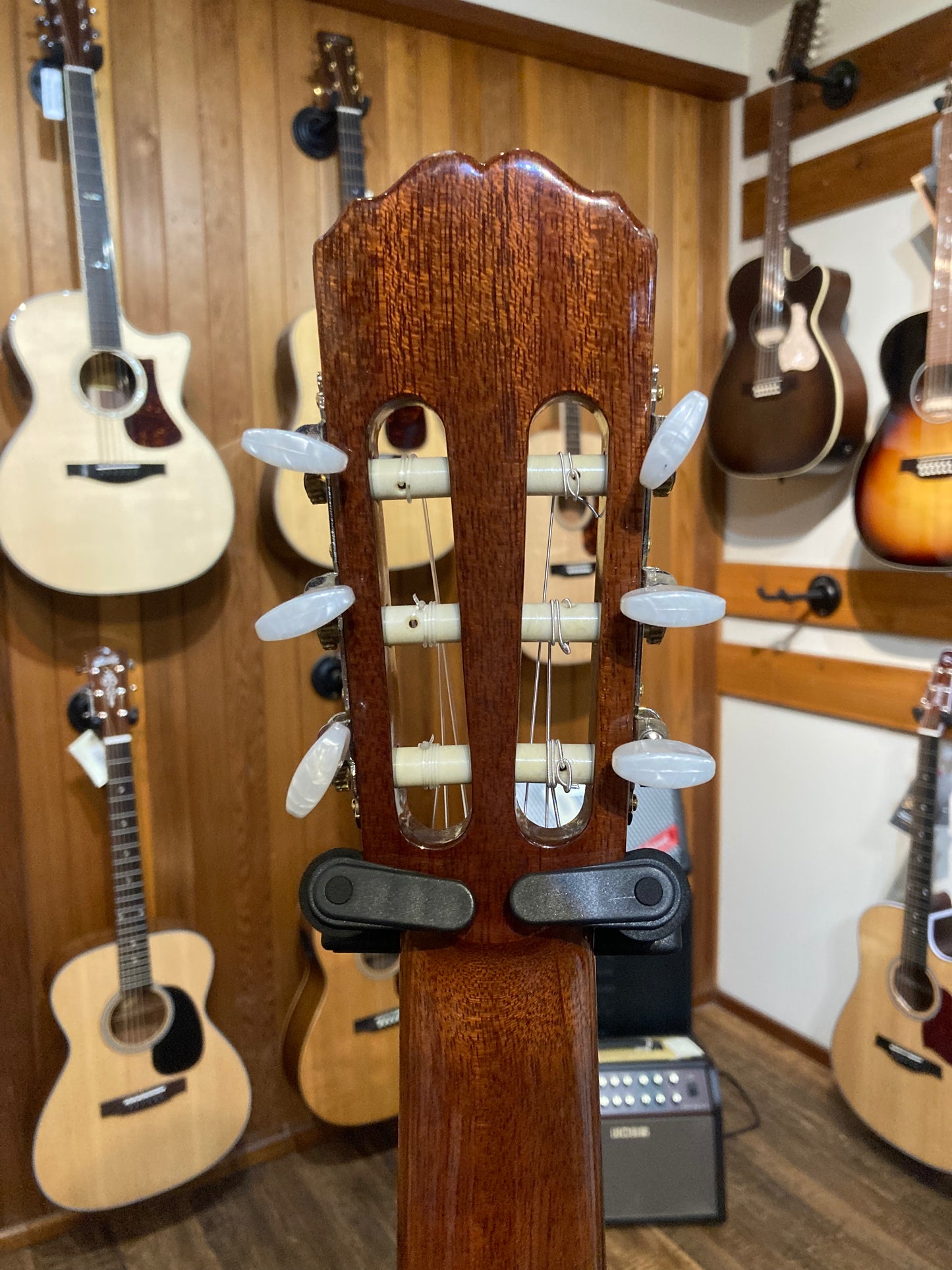 Alhambra R1C 1/2 Size w/Gig Bag (Used)