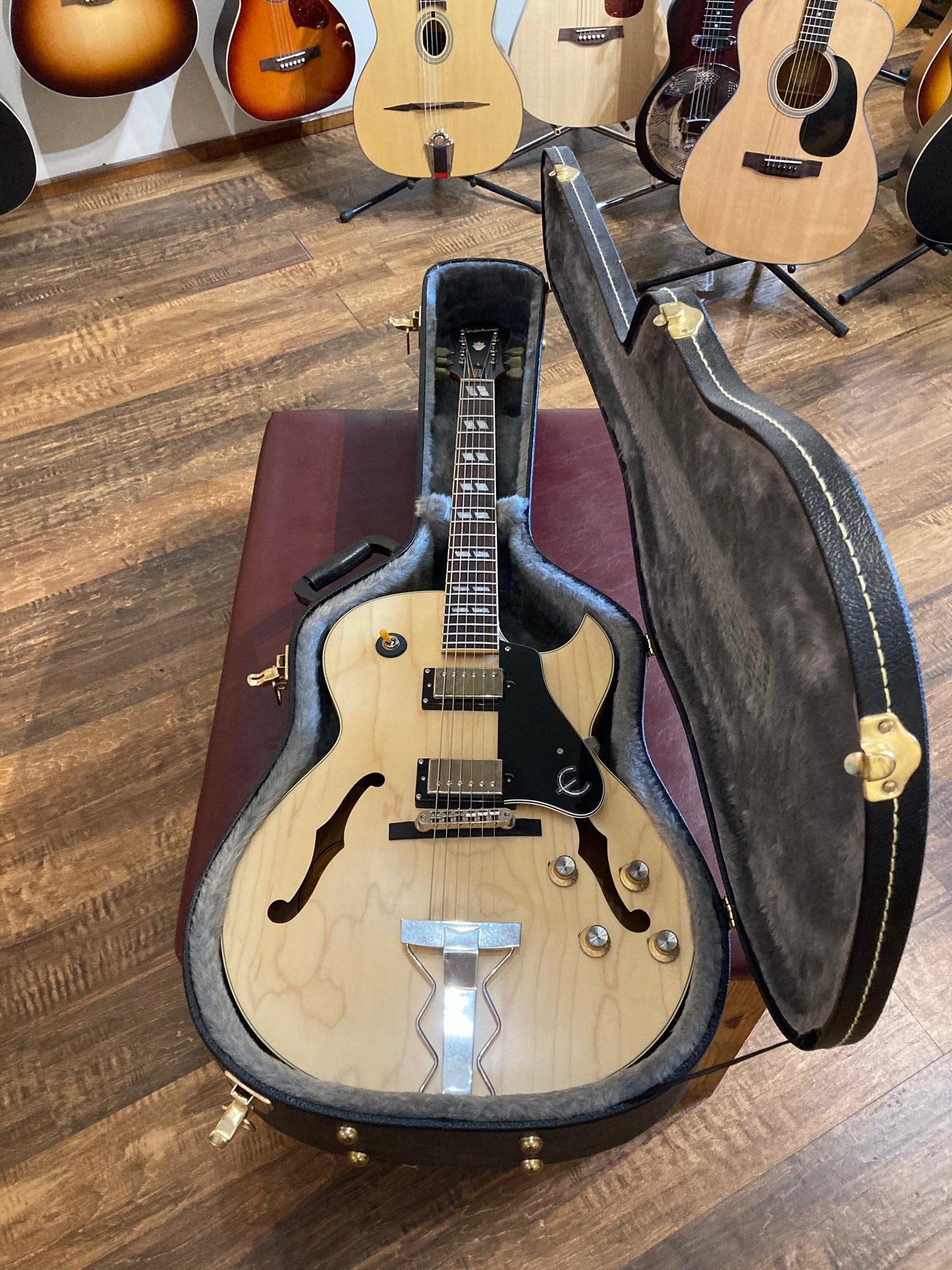 Epiphone ES-175 Premium Hollowbody Electric Guitar w/Case (2014)