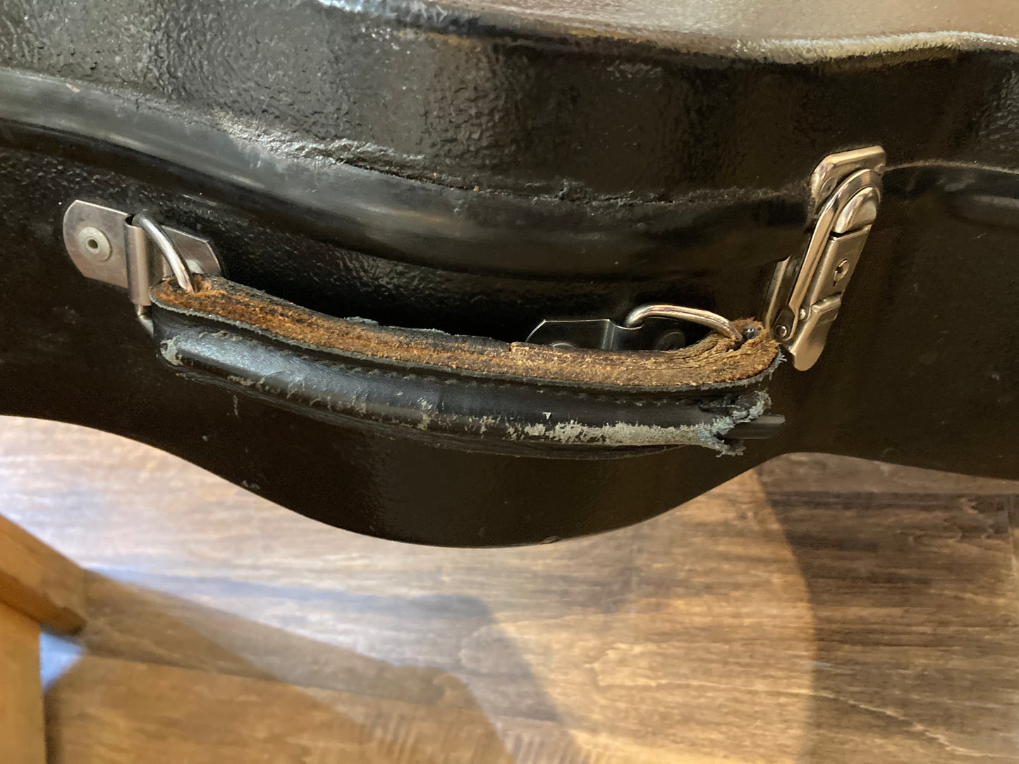 Calton Classical Case (Used)