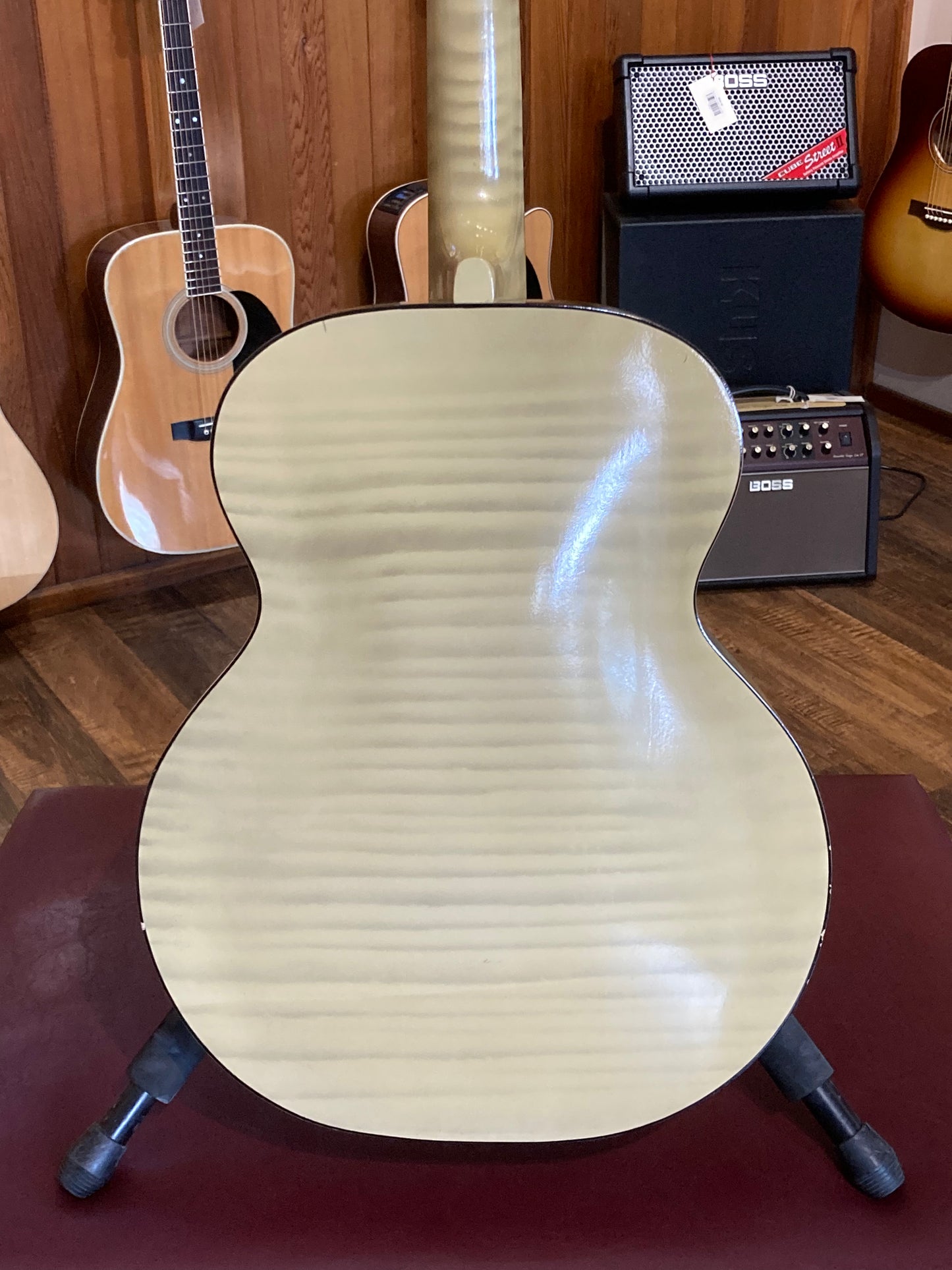 Harmony H1214 Archtop w/Case (1960's)
