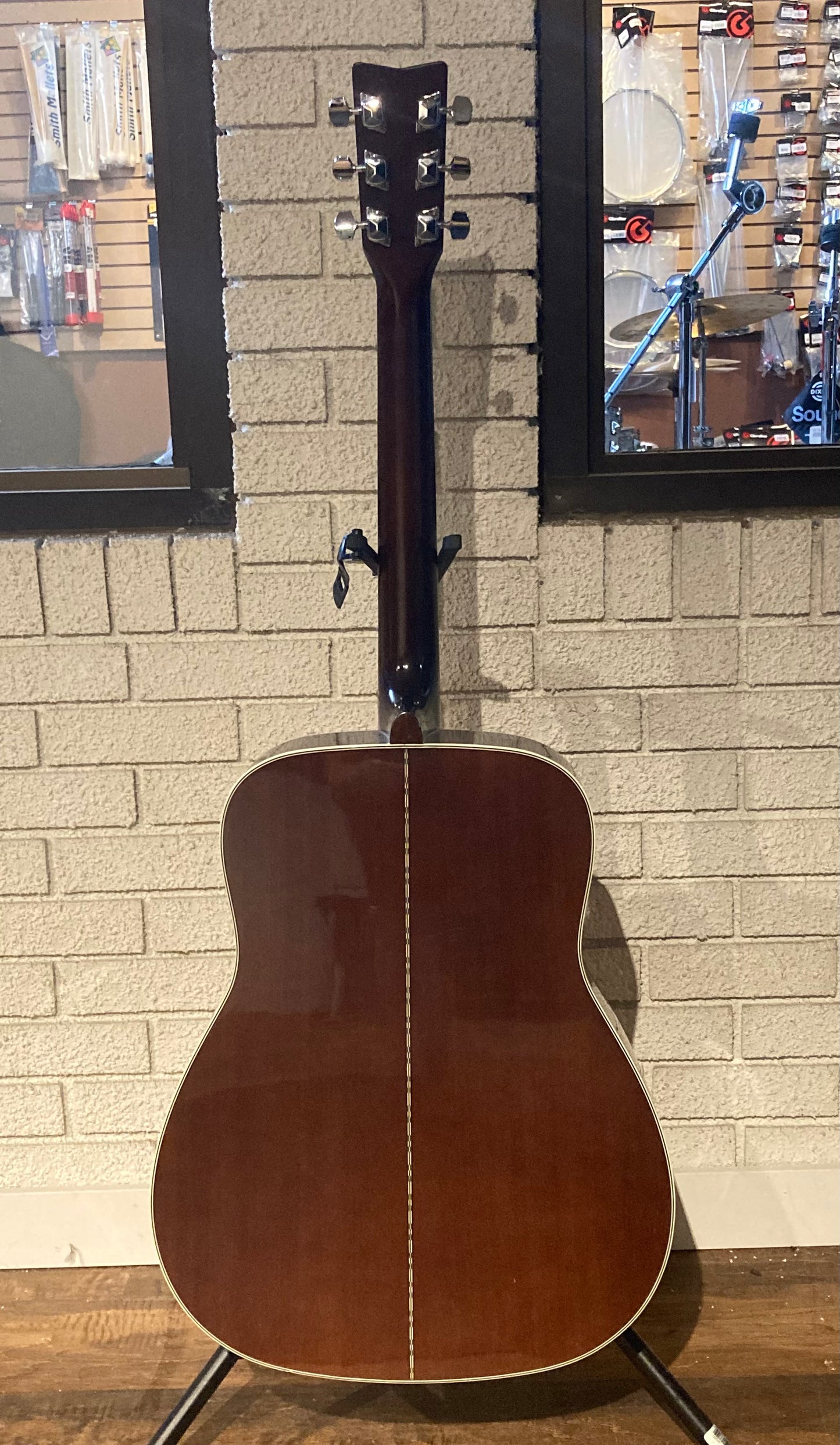 Yamaha FG-420-L Left Handed Acoustic/Electric Guitar w/Gig Bag (Used)