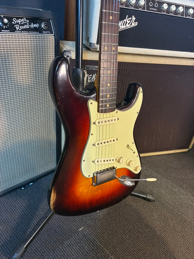 Fender Pre-CBS Stratocaster Electric Guitar w/Case - Refinished Sunburst (1964)