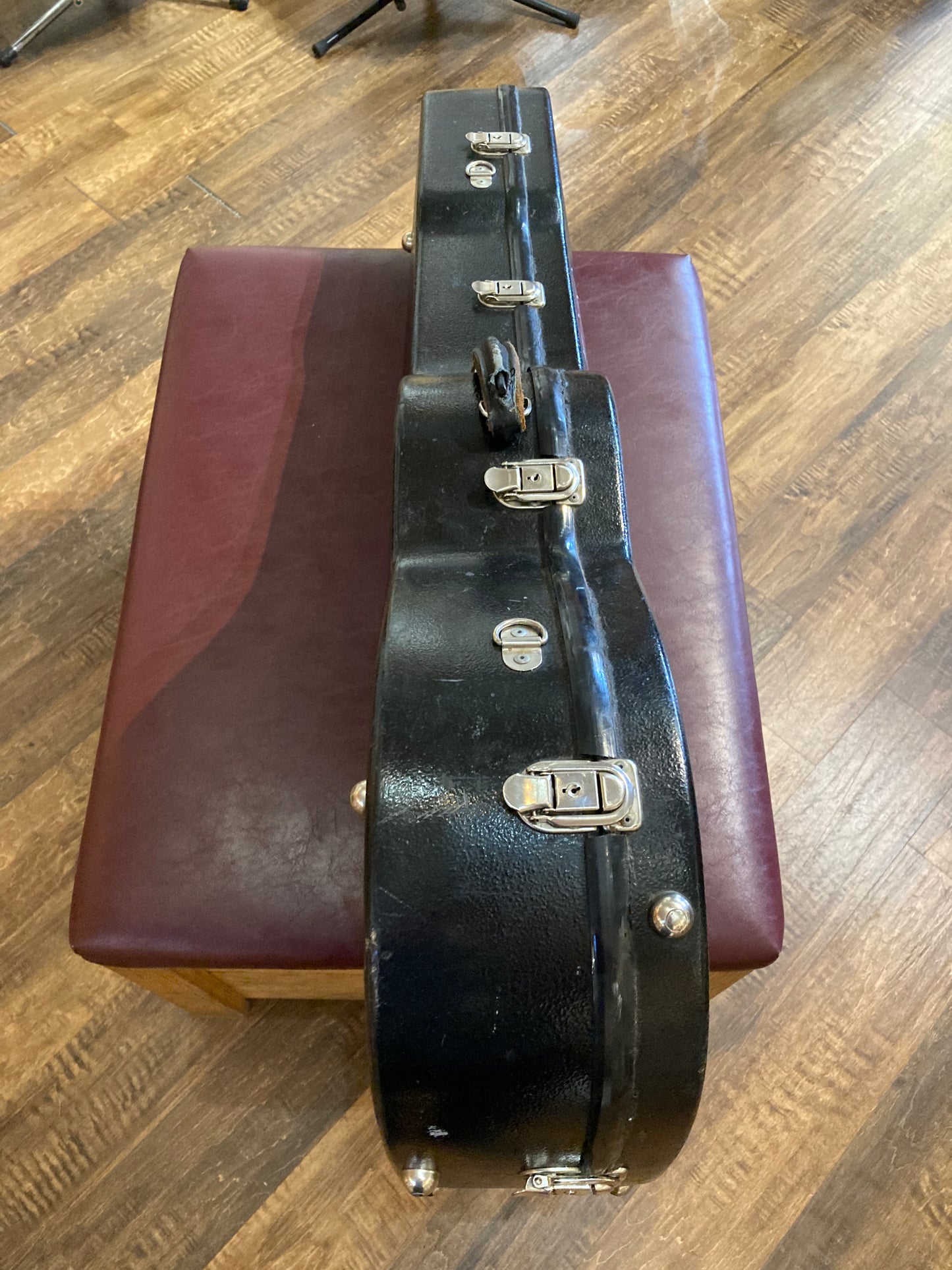 Calton Classical Case (Used)