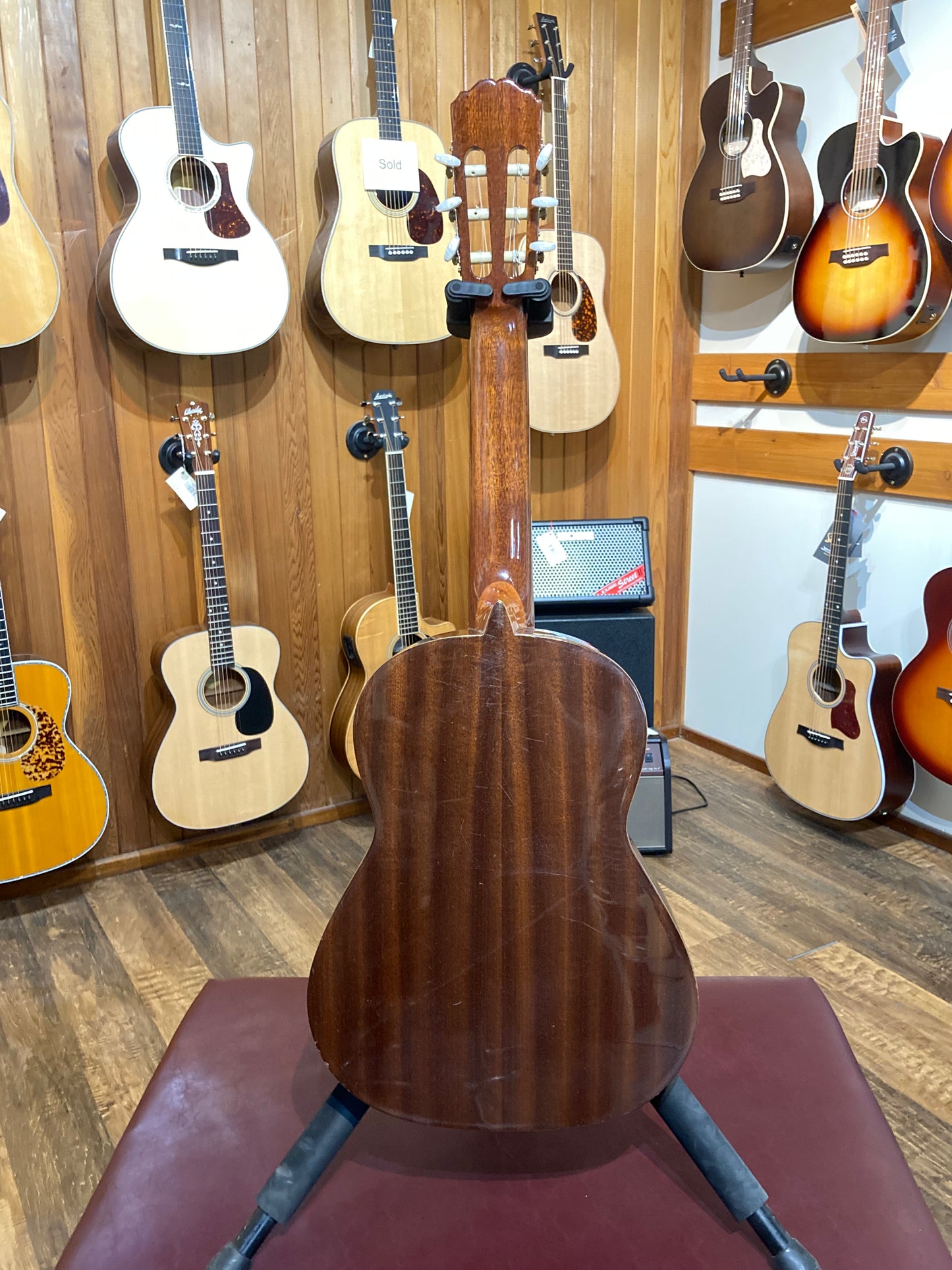 Alhambra R1C 1/2 Size w/Gig Bag (Used)