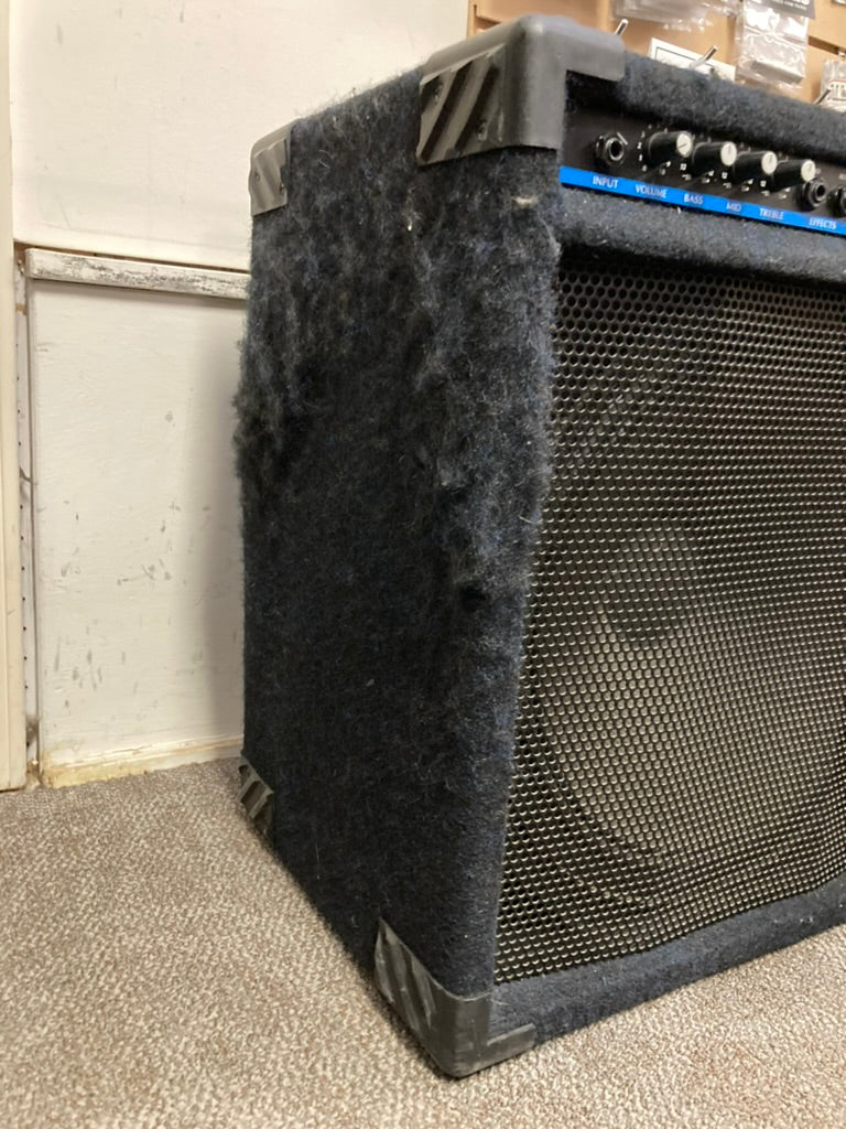 Yorkville Y100B Bass Amp (Used)