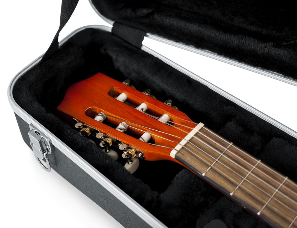 Gator GC-CLASSIC Deluxe ABS Classical Guitar Case