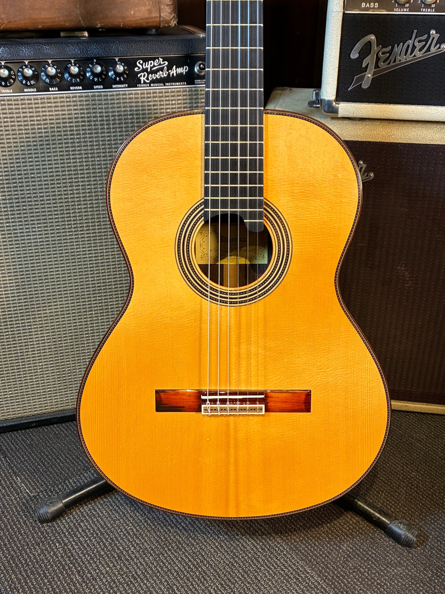 Alhambra Línea Profesional Classical Guitar w/Case (Used)