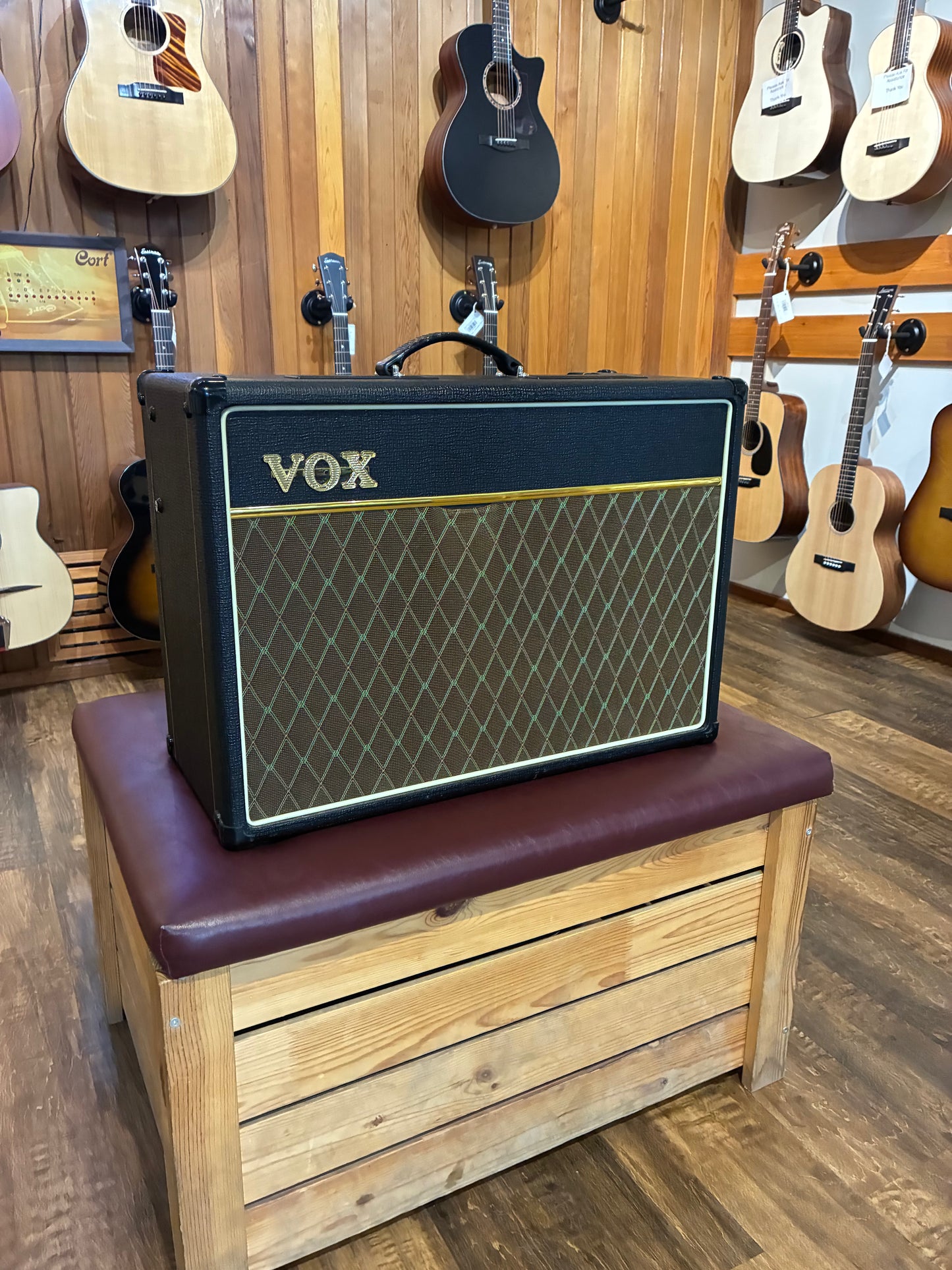 Vox AC15CC1 Custom Classic 15-Watt 1x12" Guitar Combo (Used)