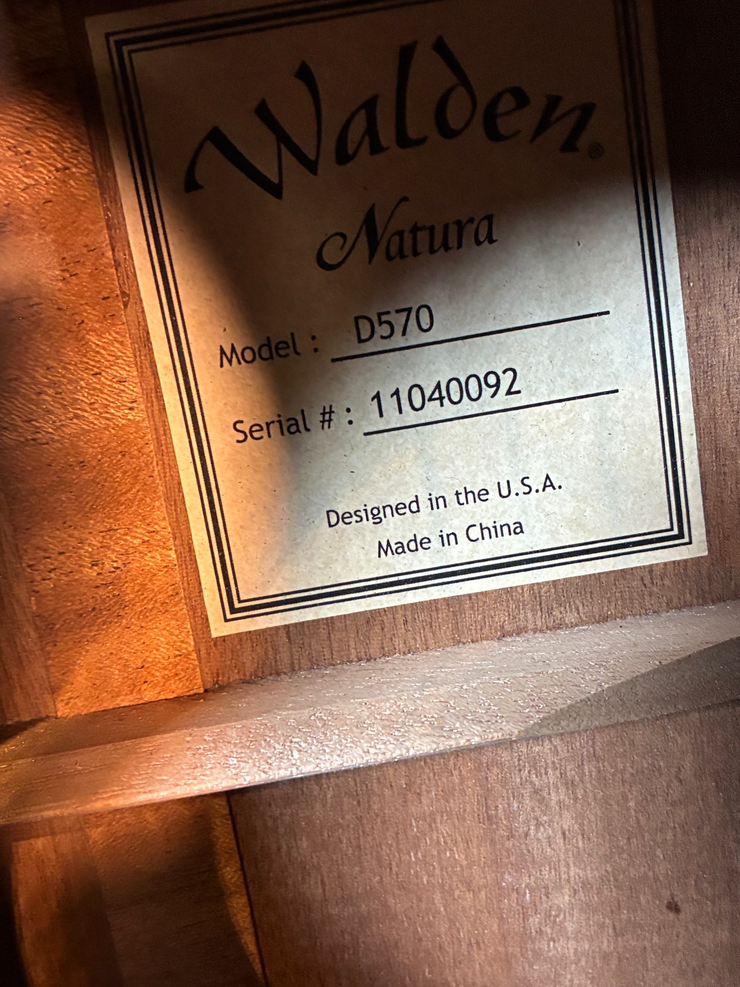 Walden Natura D570 Dreadnought Acoustic Guitar (Used)