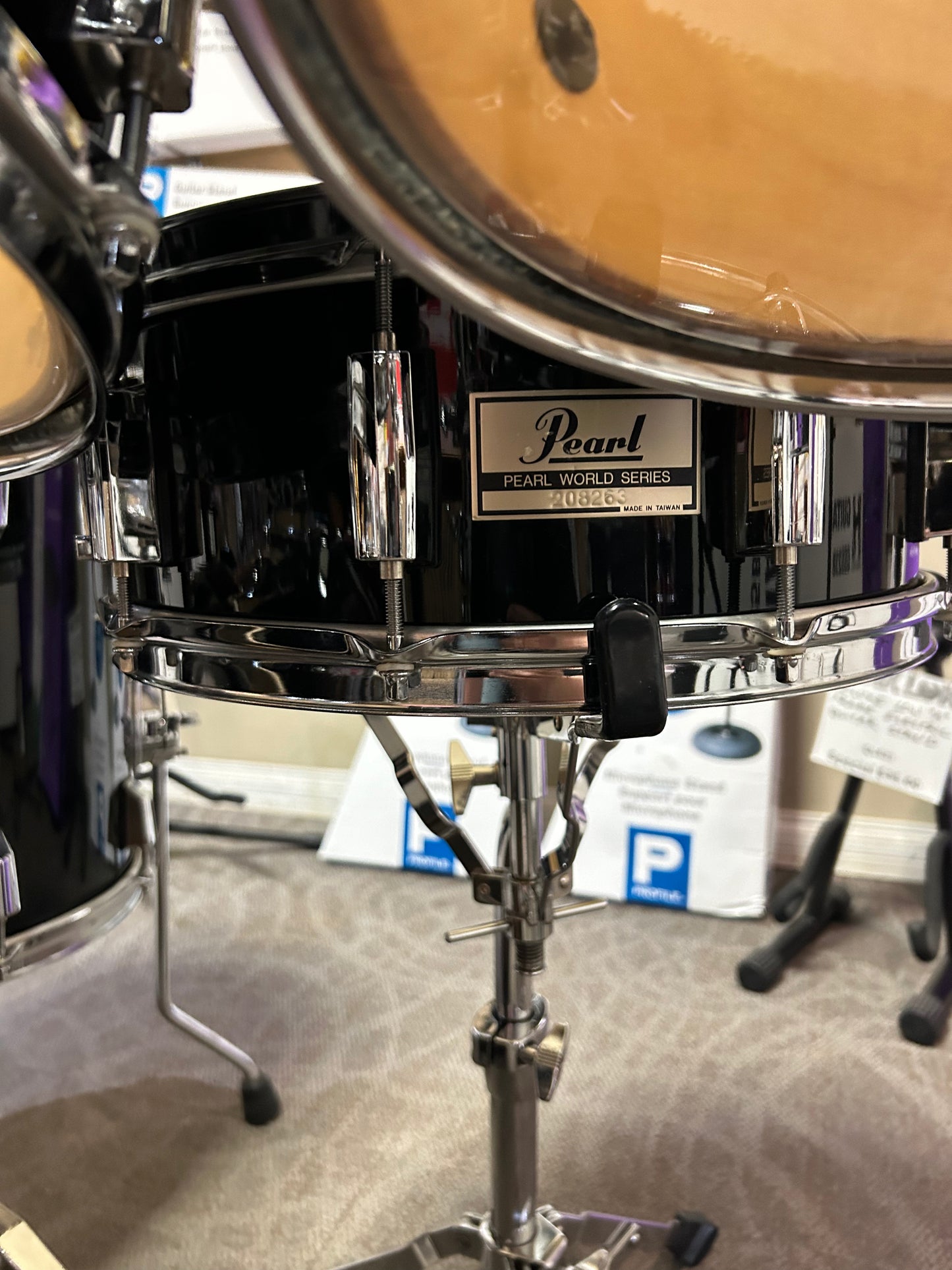 Pearl World Series 6 Piece Shell Pack - Piano Black Lacquer (1990's)