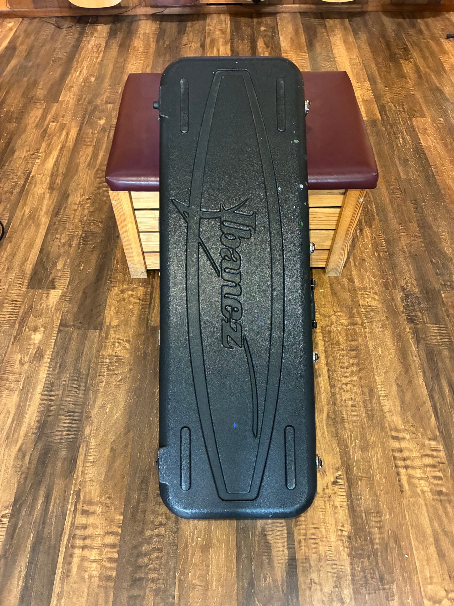 Ibanez MB300C Electric Bass Case Bass Case (Used)