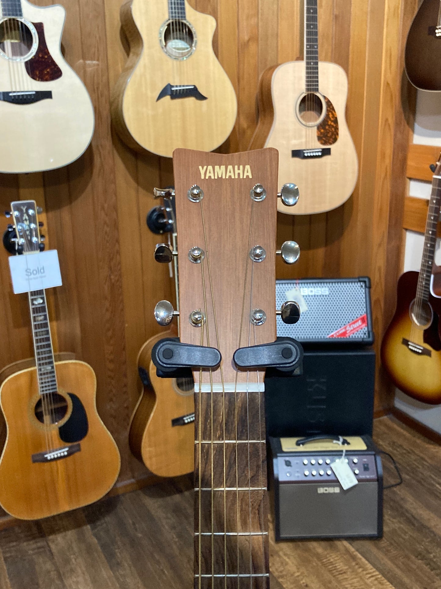Yamaha JR-1 Compact Acoustic Guitar w/Gig Bag (Used)