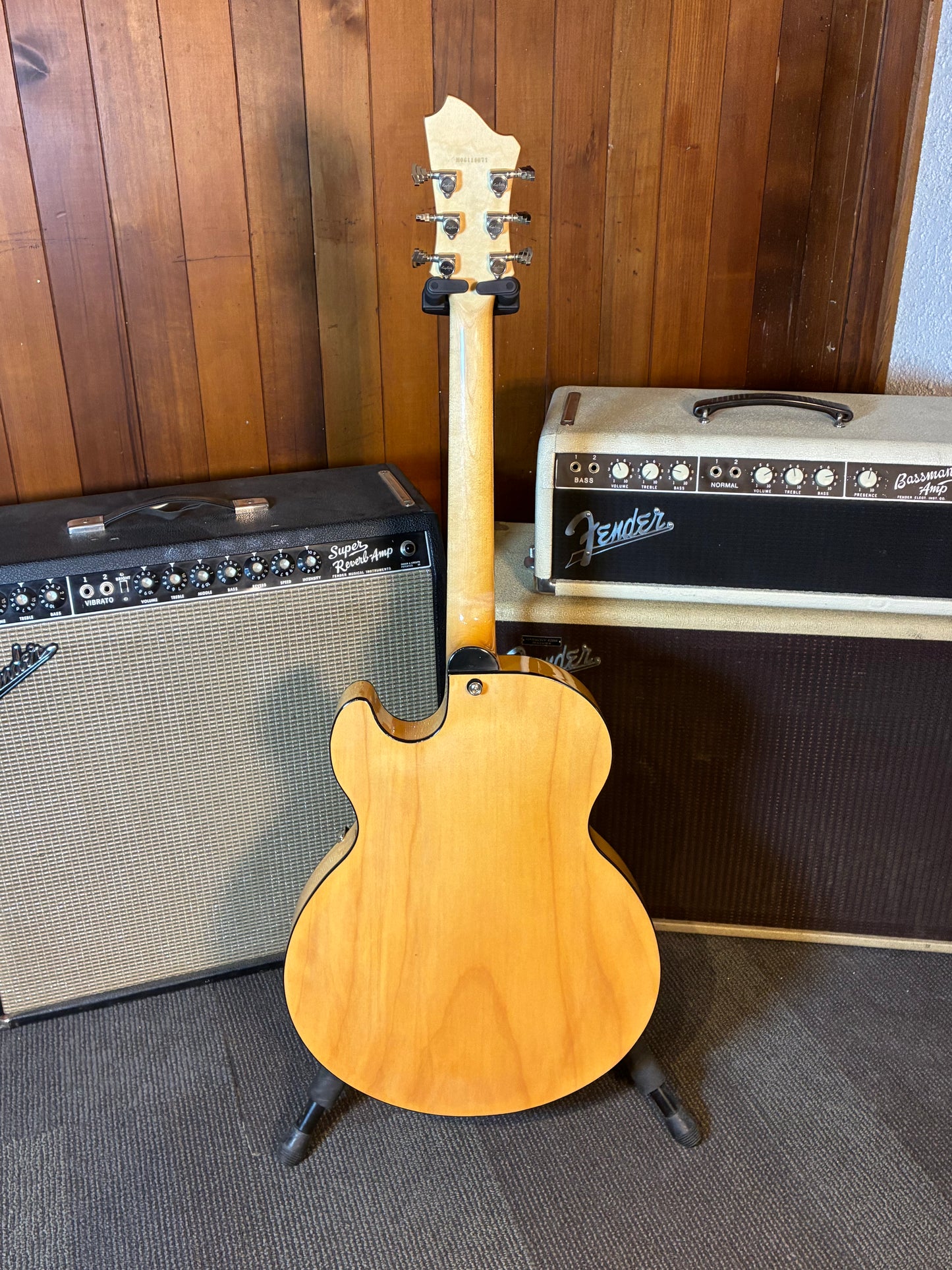 Hagstrom HJ500 Archtop Hollow Body Electric Guitar w/Case - Natural (Used)
