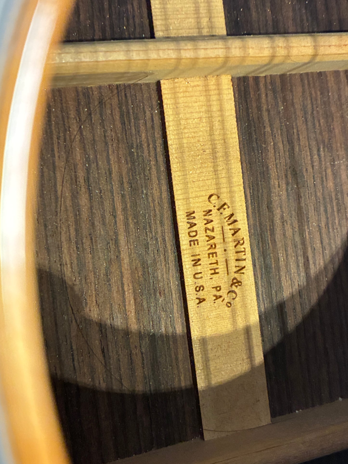 Martin 000-28 Left Handed Acoustic/Electric Guitar w/Case (2013)