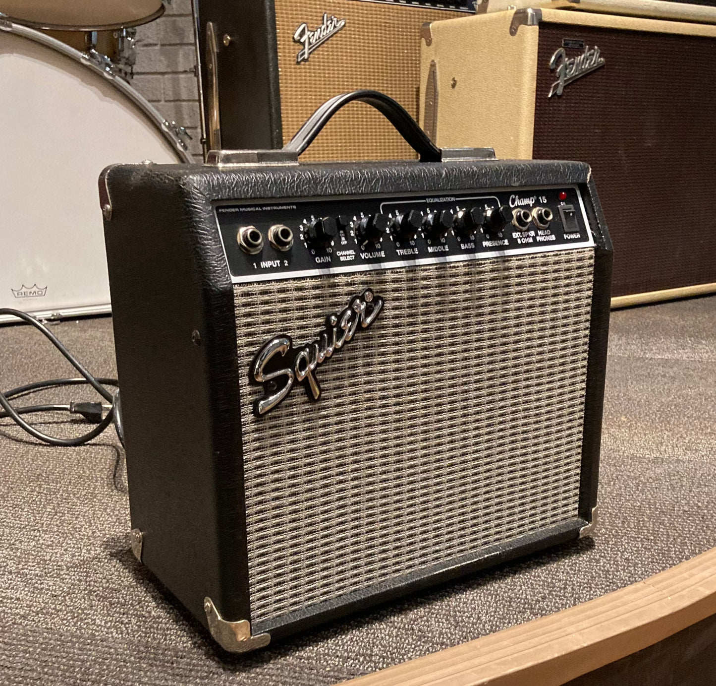 Squier Champ 15 Electric Guitar Amp (Used)