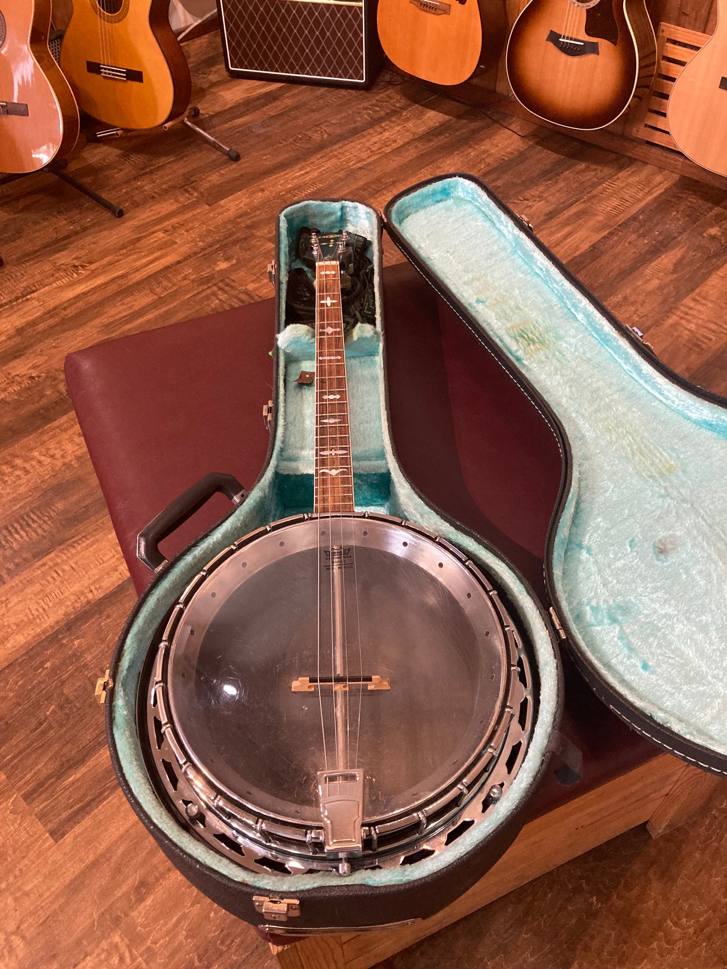 House of Banjo Tenor Banjo w/Case (1970's)
