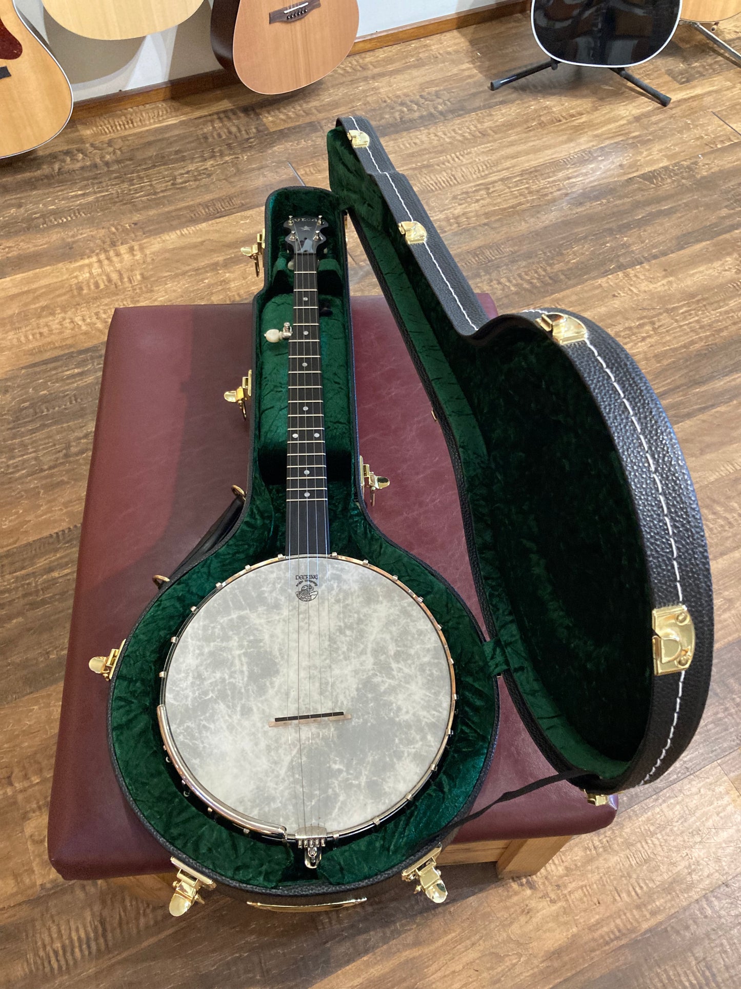 Deering Vega Old Tyme Wonder Banjo w/Case (Used)