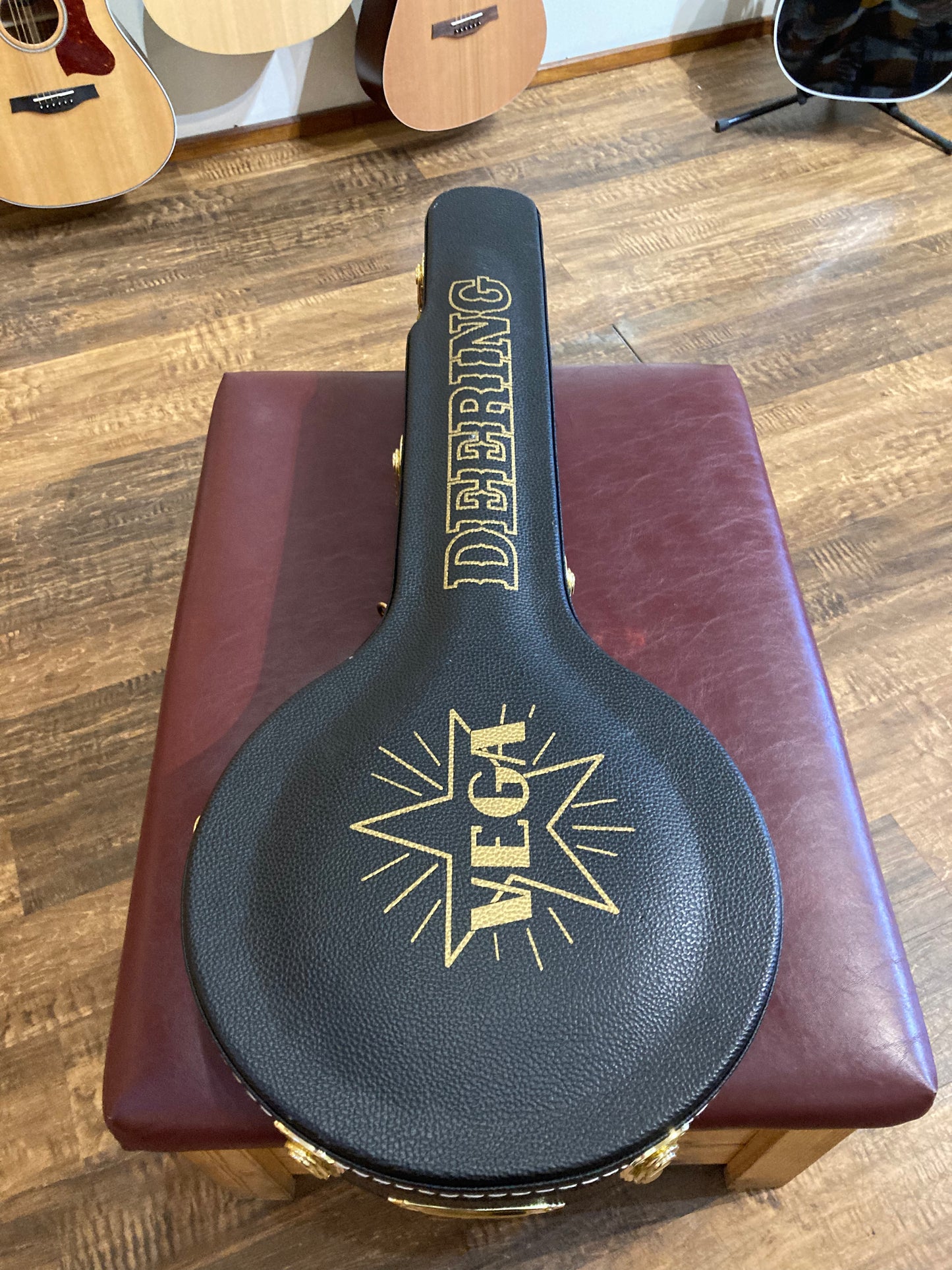 Deering Vega Old Tyme Wonder Banjo w/Case (Used)