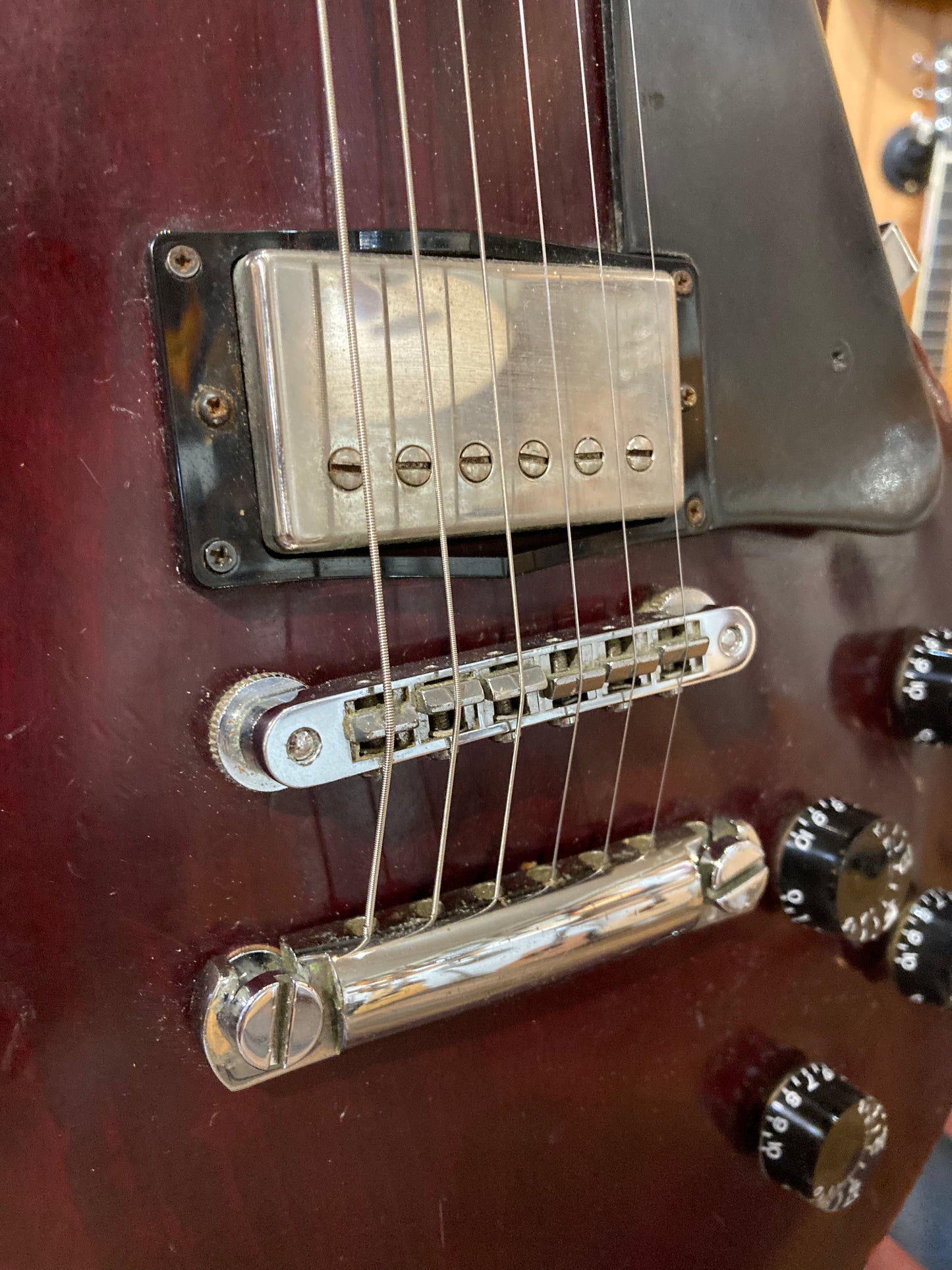 Gibson Les Paul Studio Electric Guitar w/Case - Wine Red (1989 )