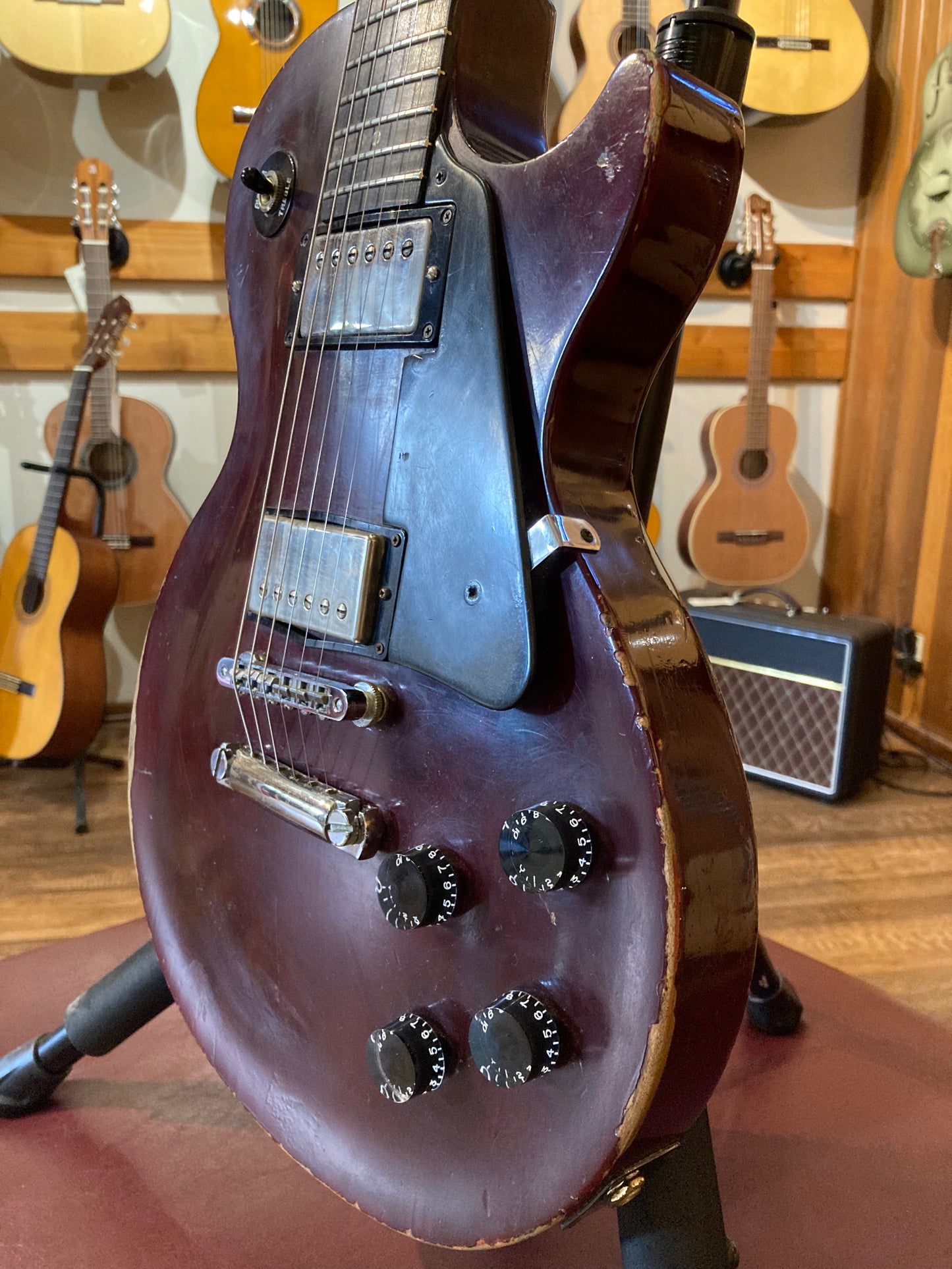 Gibson Les Paul Studio Electric Guitar w/Case - Wine Red (1989 )