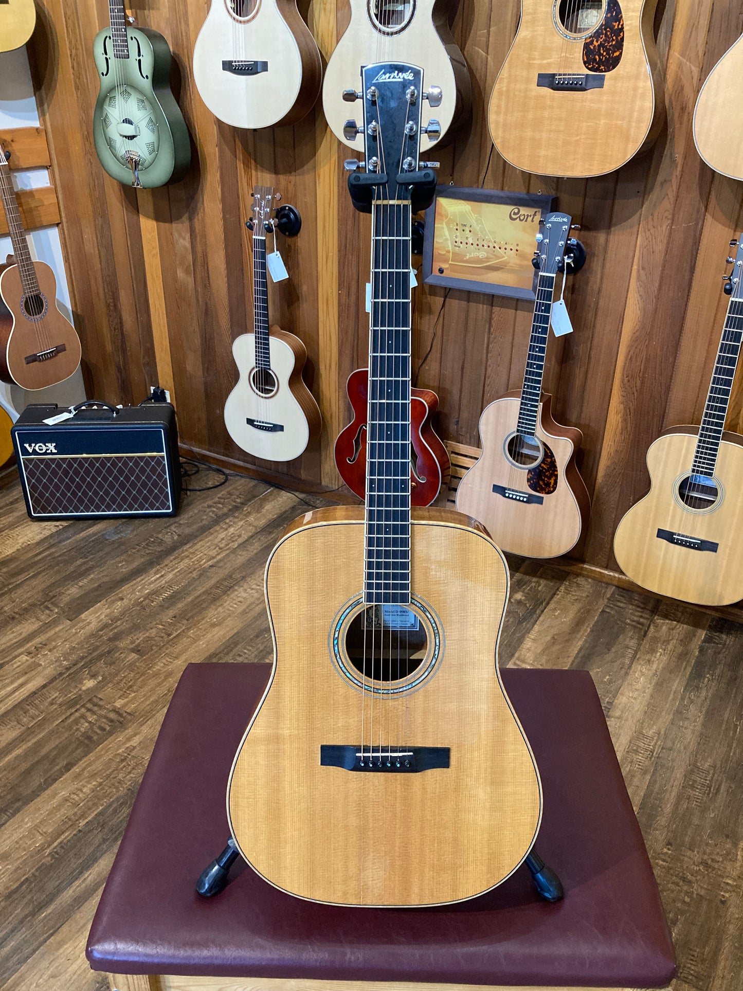 Larrivée D-09BW Blackwood Acoustic/Electric Guitar w/Case (2001)