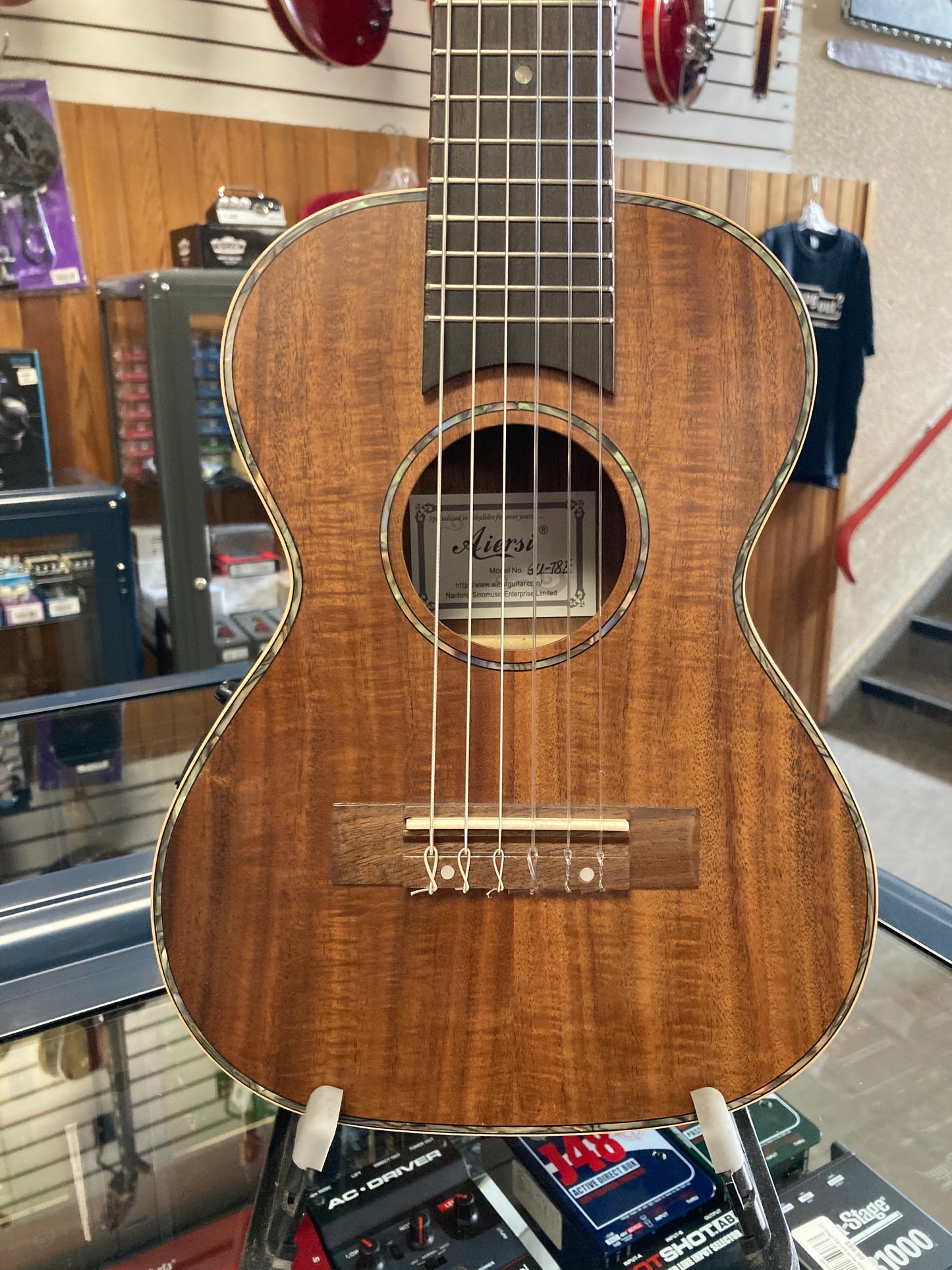 Aiersi GU-78E 6 String Guitarlele (Used)
