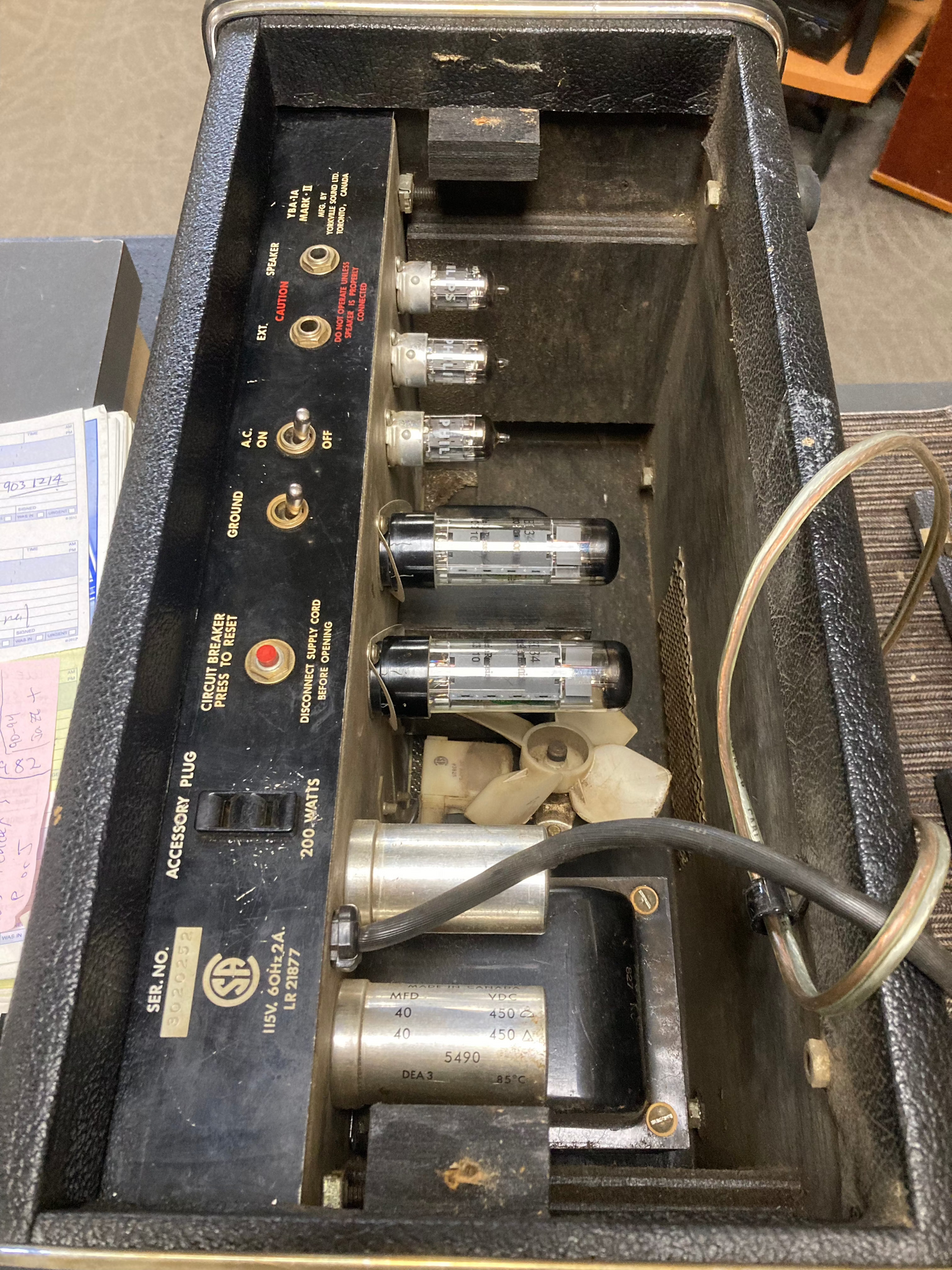 Traynor YBA-1A Bass Master Mark II 90-Watt Bass Amp Head (1973)