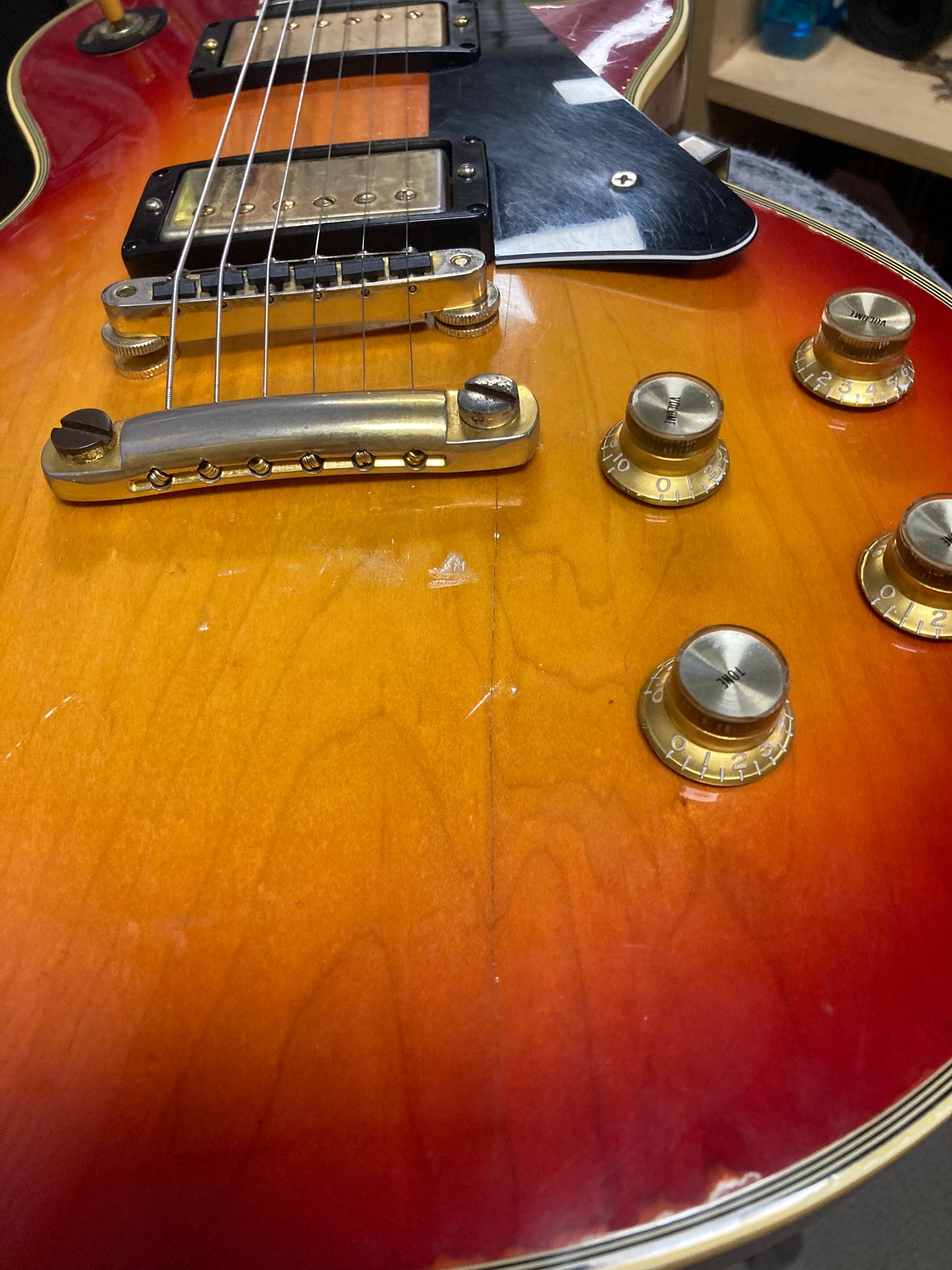 Gibson Les Paul Custom w/Case - Cherry Sunburst (1975)