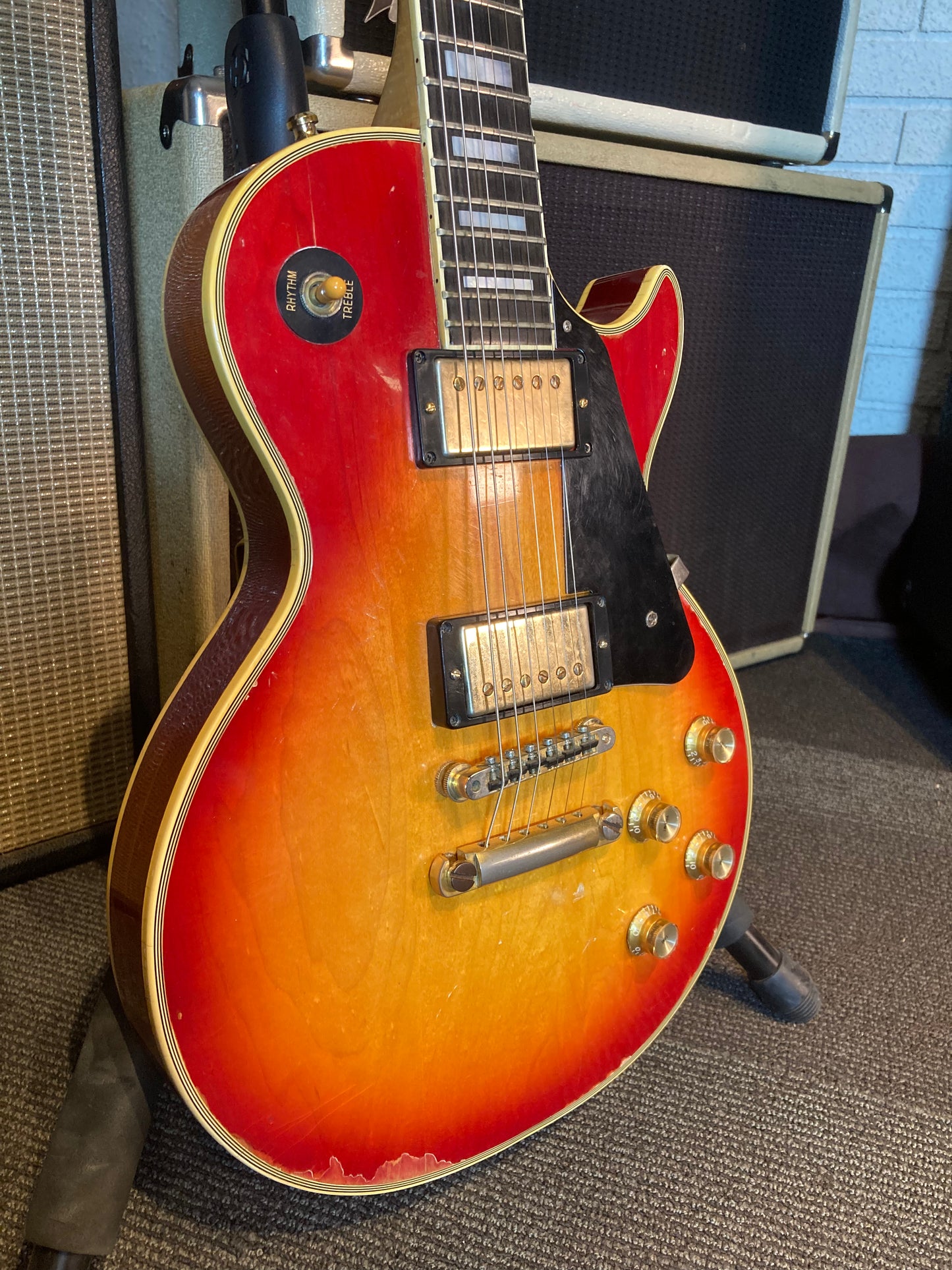 Gibson Les Paul Custom w/Case - Cherry Sunburst (1975)