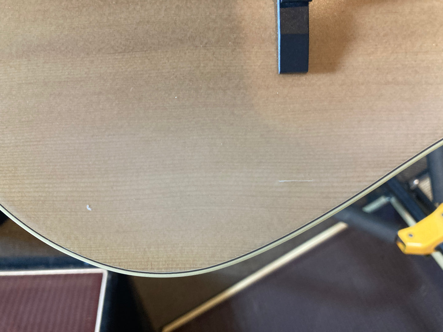 Godin A8 Electro-Acoustic Mandolin w/Gig Bag (Used)