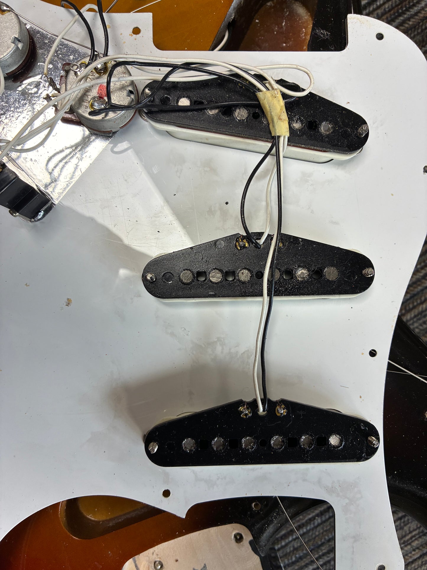 Fender MIJ ST-67 Left-Handed Stratocaster Electric Guitar - Sunburst (1989)