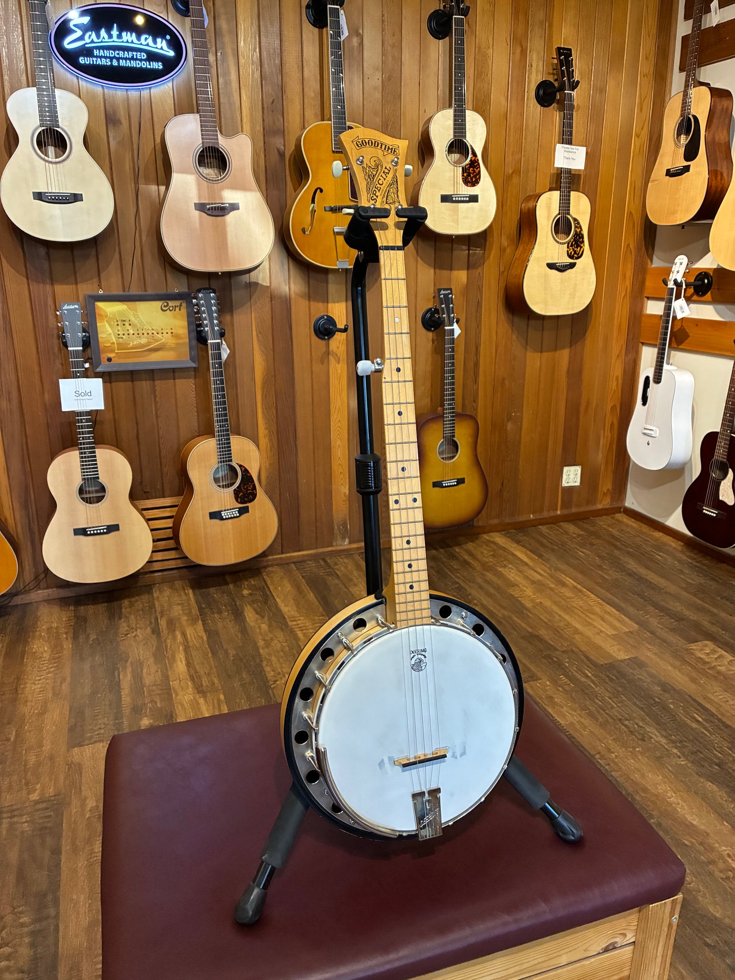 Deering Goodtime Special 5-String Banjo w/Gig Bag (Used)