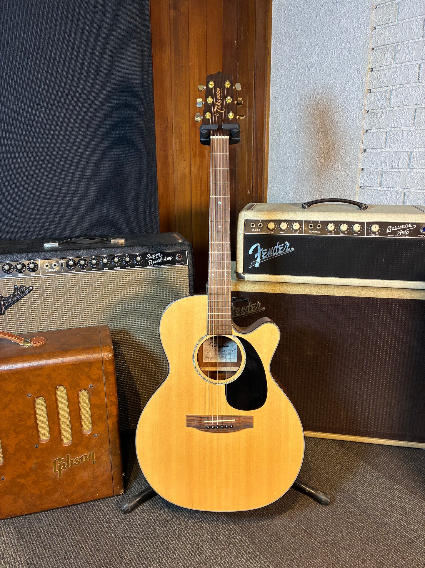 Takamine G440C Acoustic Guitar w/Case - Natural (Used)
