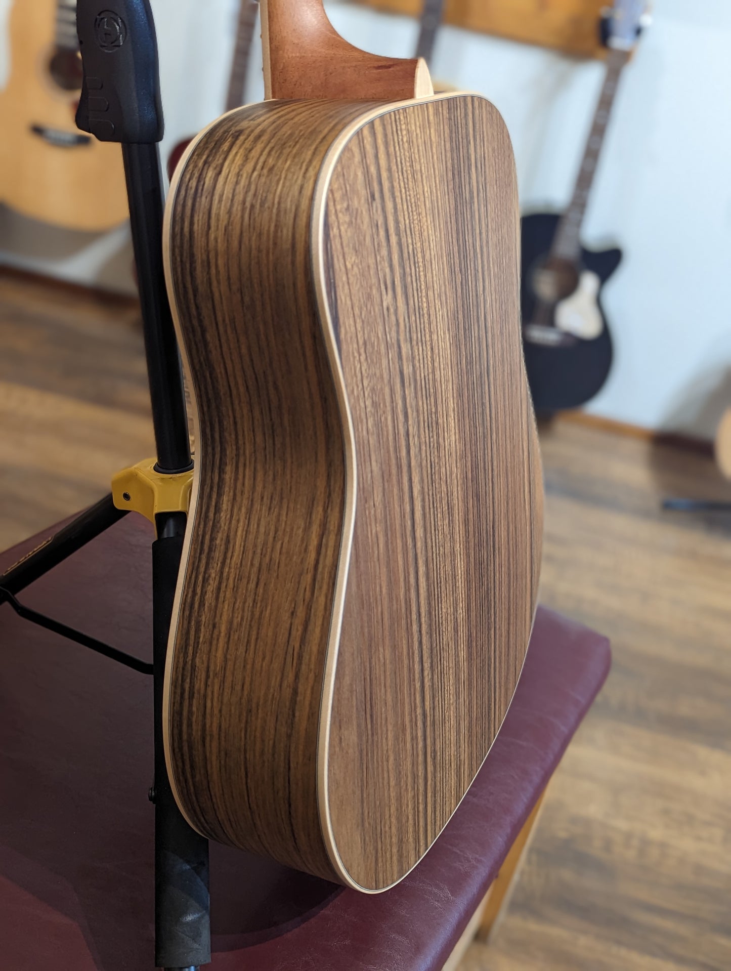 Larrivée D-40 Special Edition Acoustic Guitar w/Case