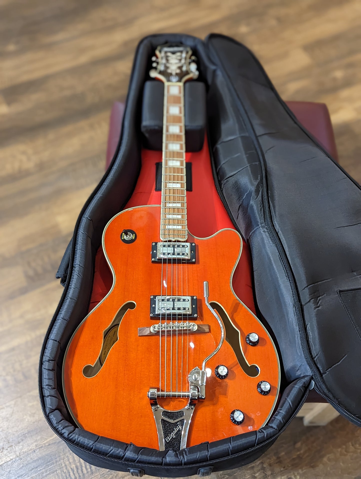 Epiphone Emperor Swingster Hollowbody Guitar w/Gig Bag - Sunrise Orange (2019)