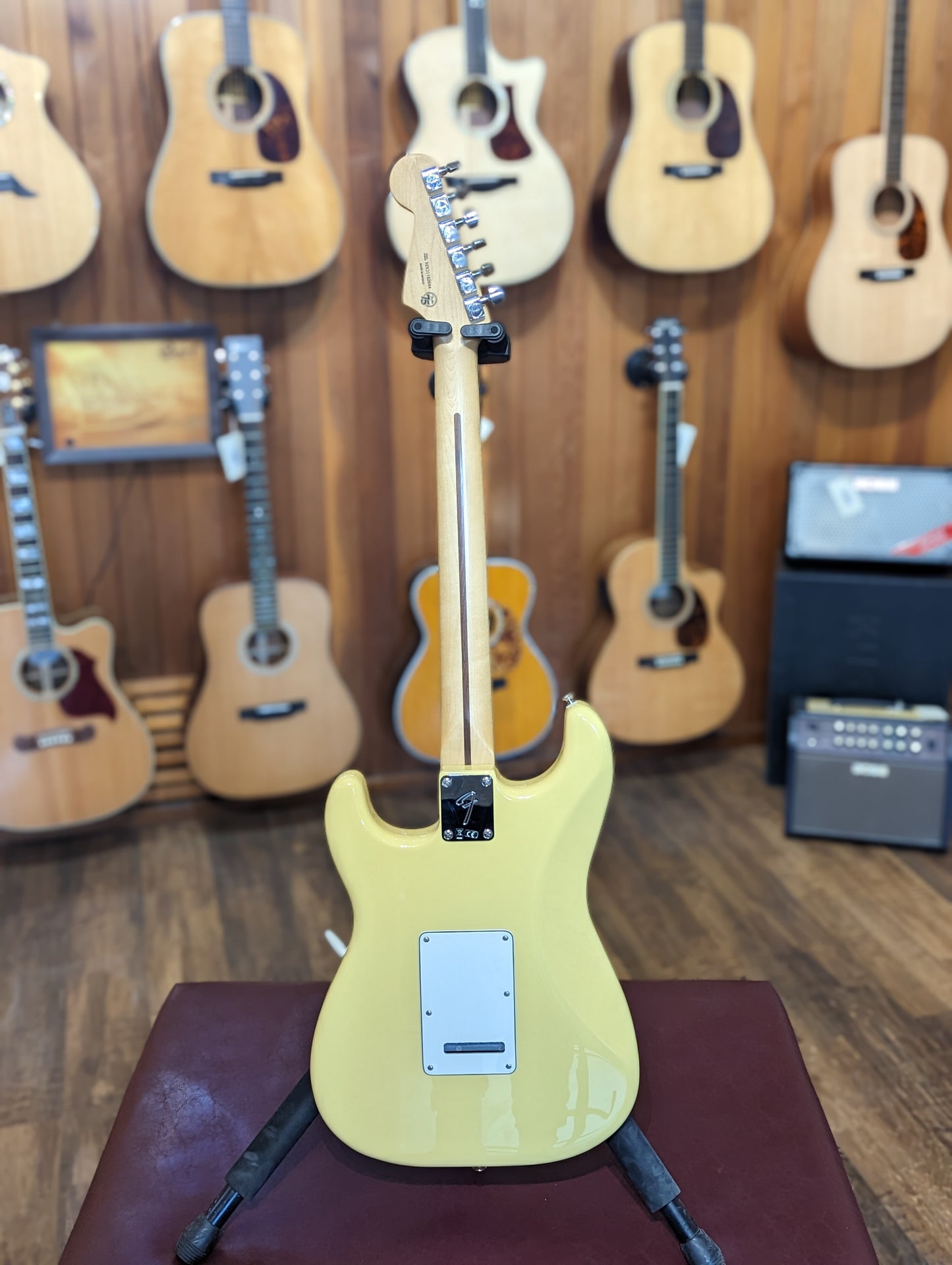 Fender Player Series Stratocaster - Buttercream (2021)