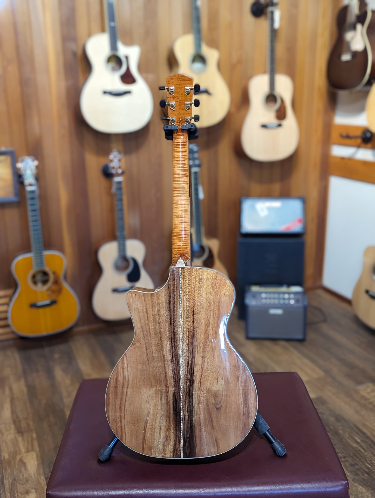 Eastman Limited Edition AC622 Solid Koa Grand Auditorium Acoustic Guitar w/Case