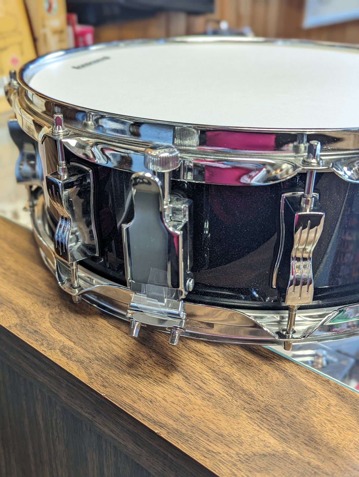 Ludwid Breakbeat 14"x5" Snare Drum - Black Sparkle (Used)