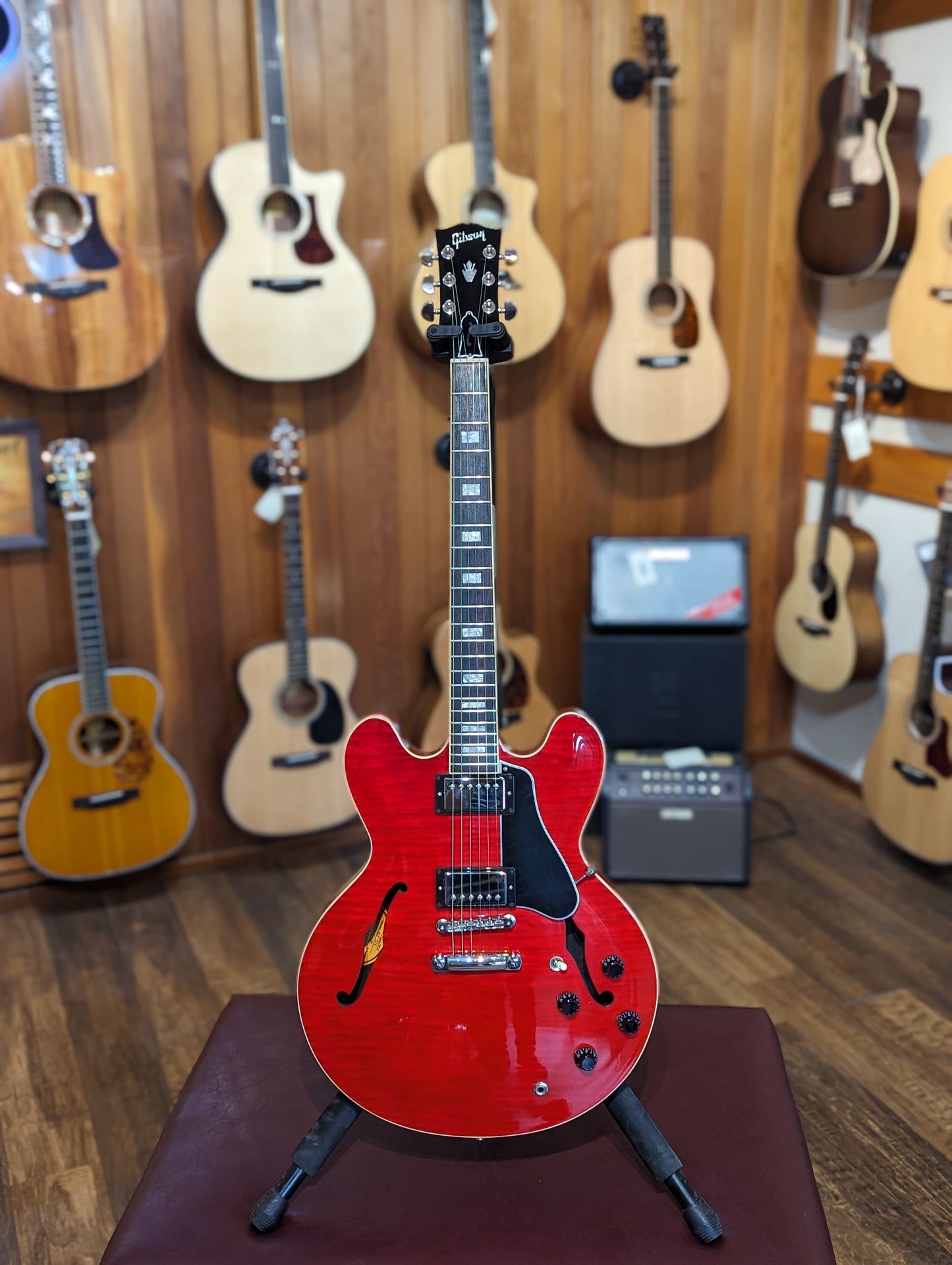 Gibson Memphis ES-335 Figured w/Case - Cherry (2016)