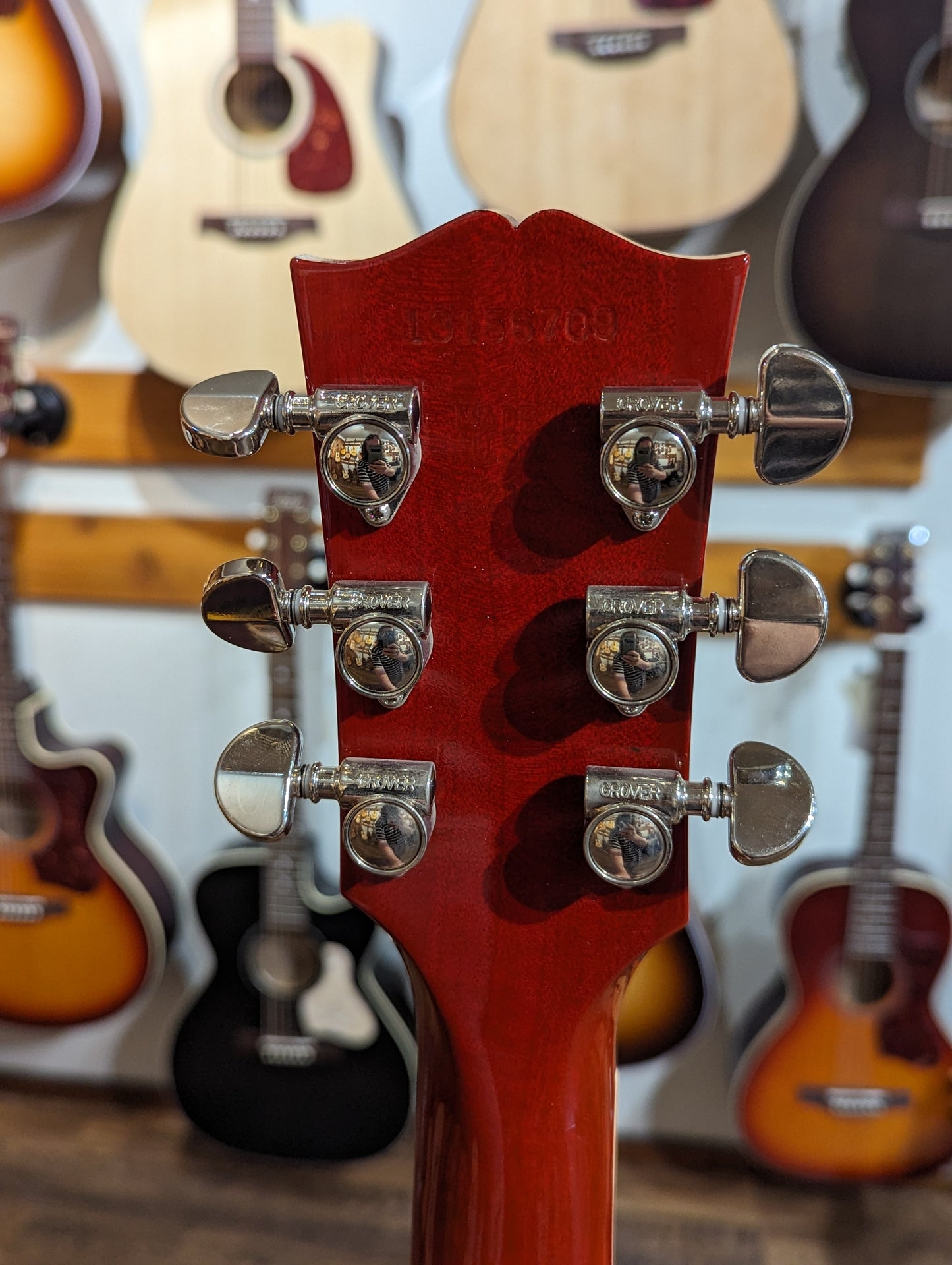 Gibson Memphis ES-335 Figured w/Case - Cherry (2016)
