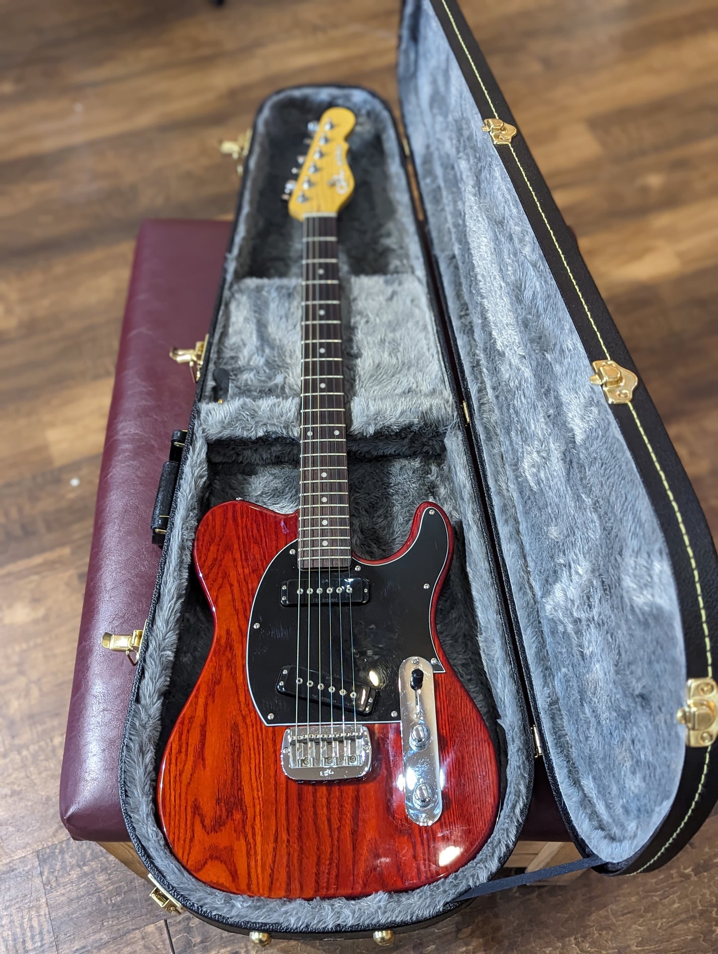 G&L Tribute ASAT Special w/Case - Irish Ale (Used)