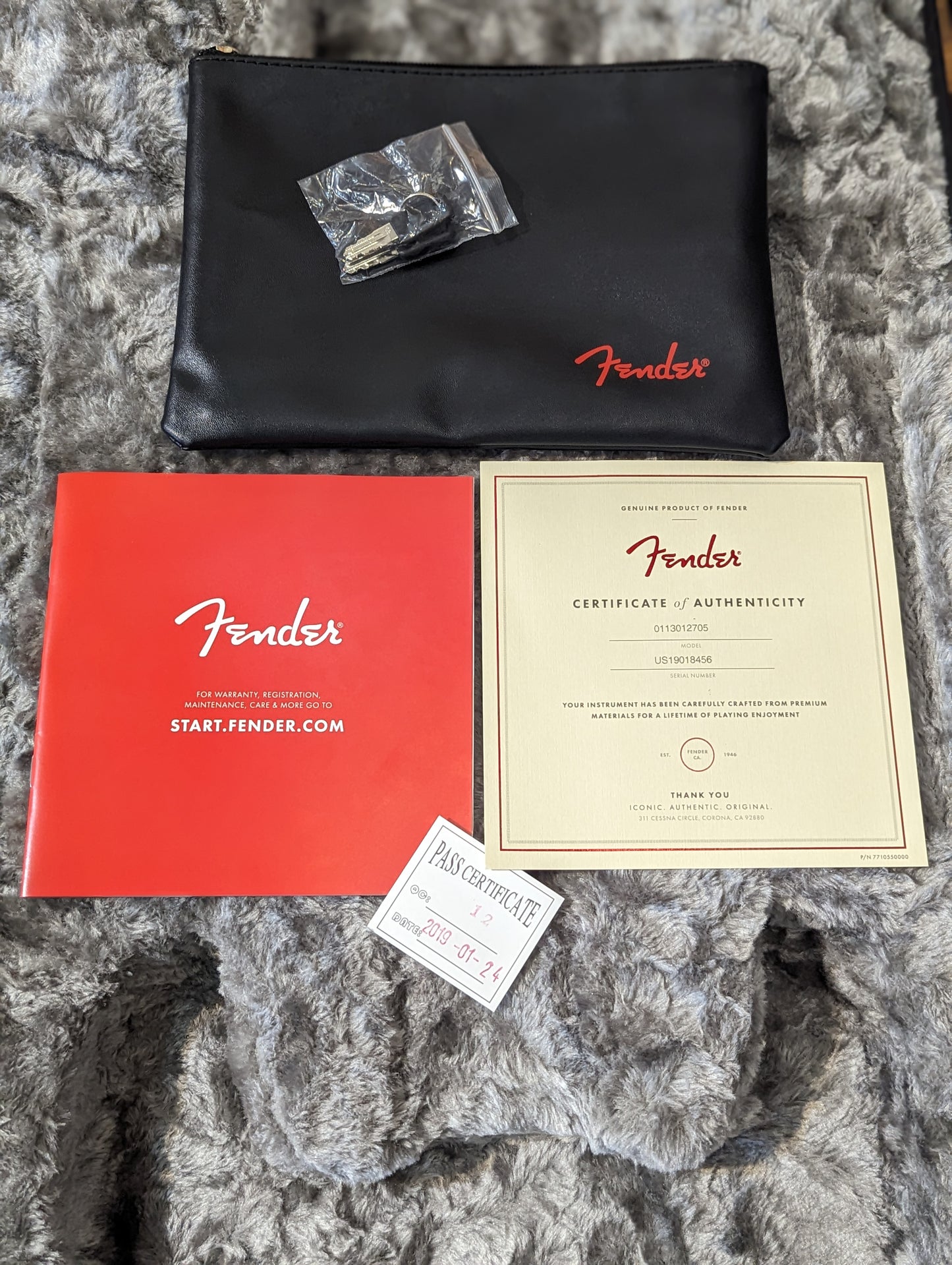 Fender American Professional Stratocaster w/Case - Olympic White (2019)