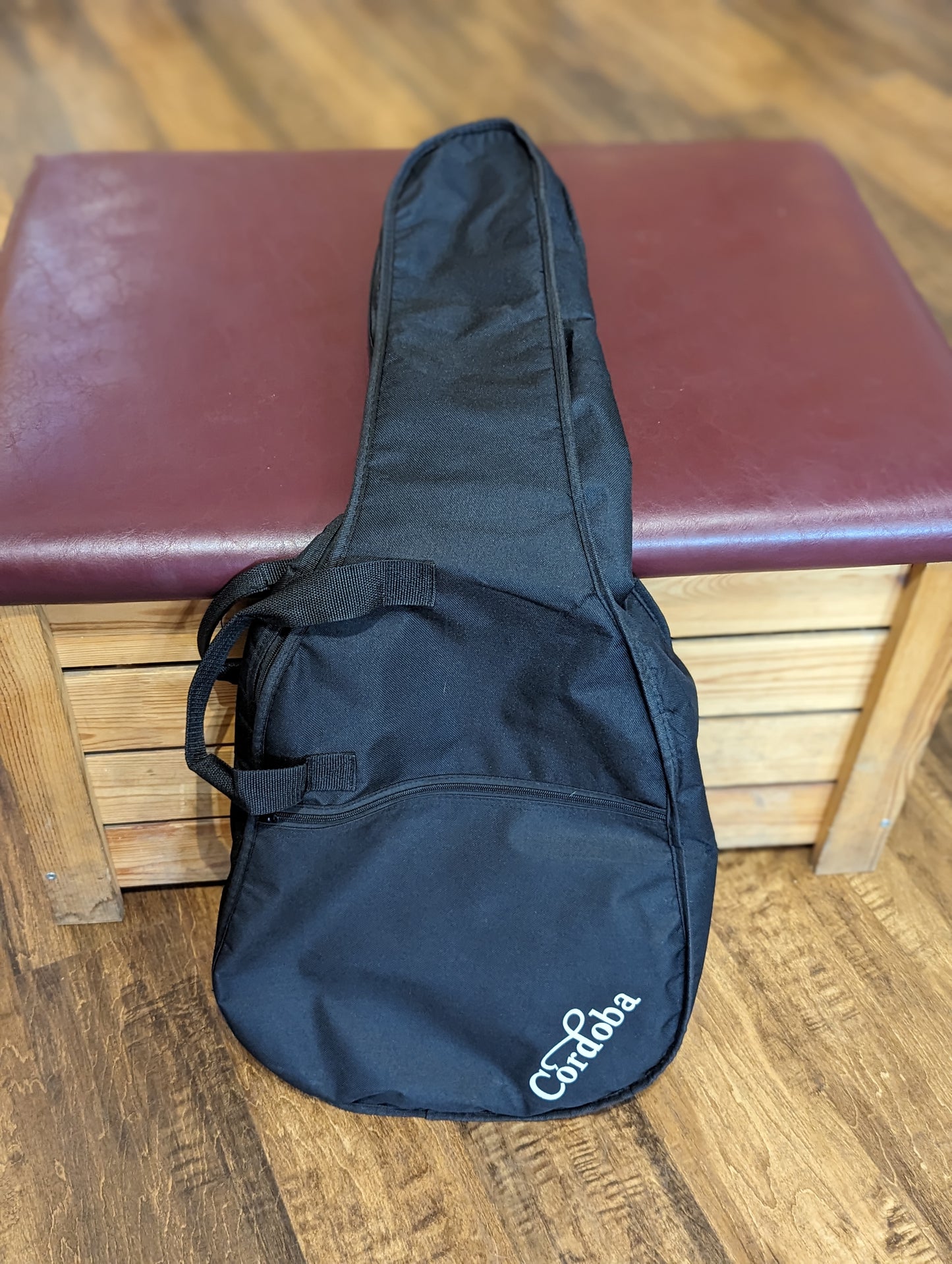 Cordoba C5-CE Cutaway/Electric Classical Guitar w/Gigbag (Used)