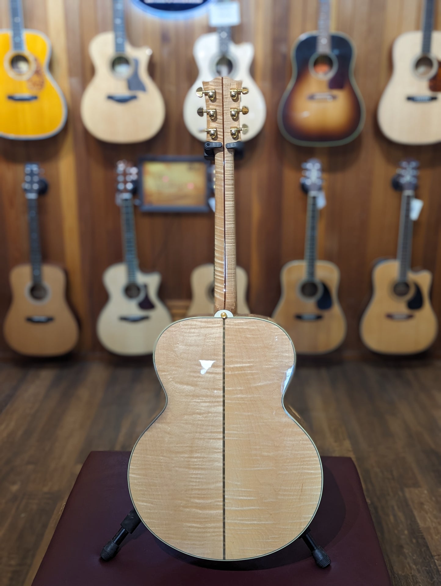 Gibson SJ-200 Standard Antique Natural w/Case & L.R. Baggs Anthem Pickup (2017)